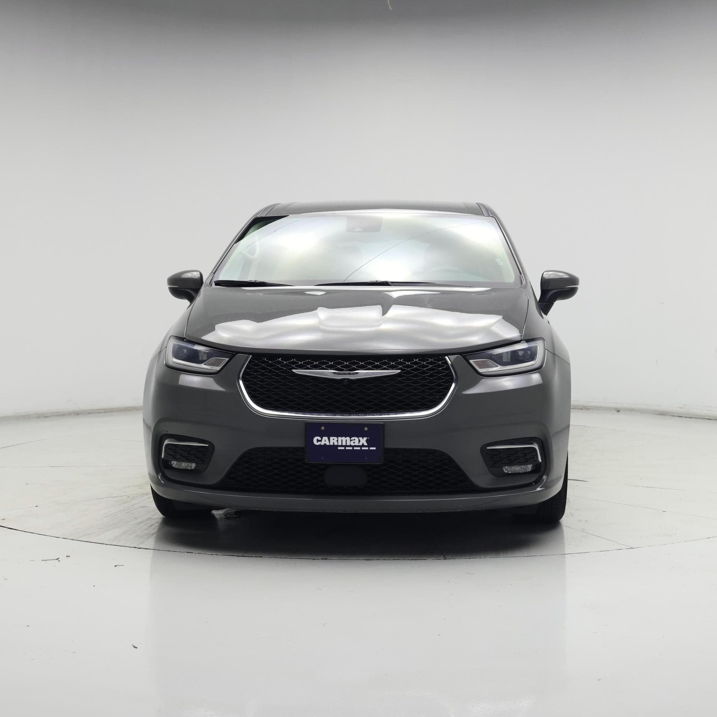 Thumbnail: 2023 Chrysler Pacifica - 5