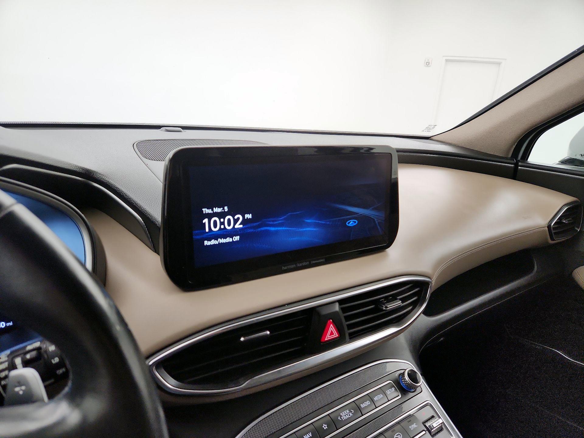 Thumbnail: 2022 Hyundai Santa Fe - 11