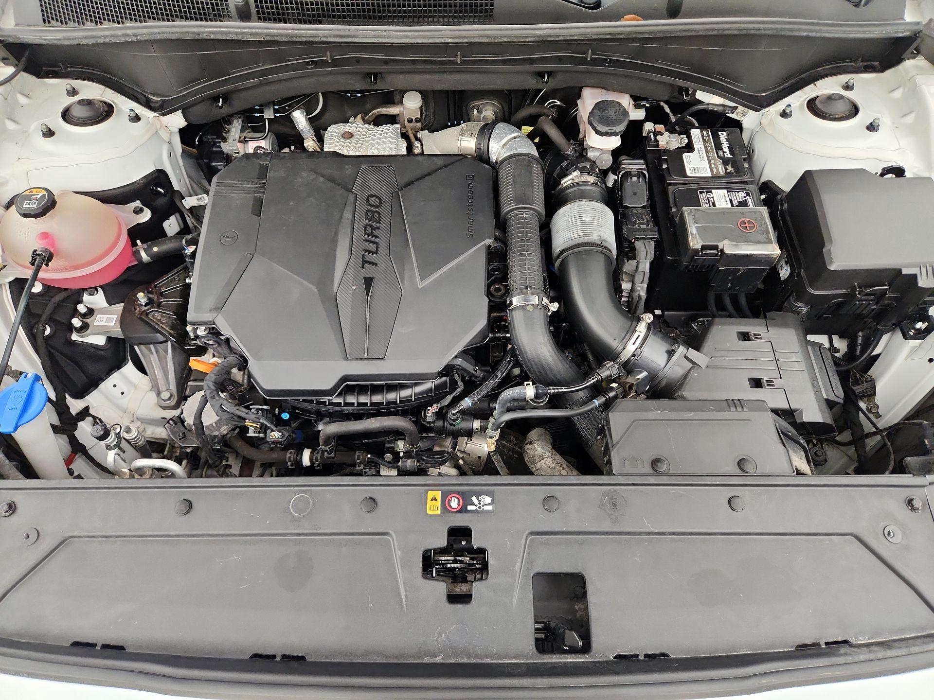 Thumbnail: 2022 Hyundai Santa Fe - 15