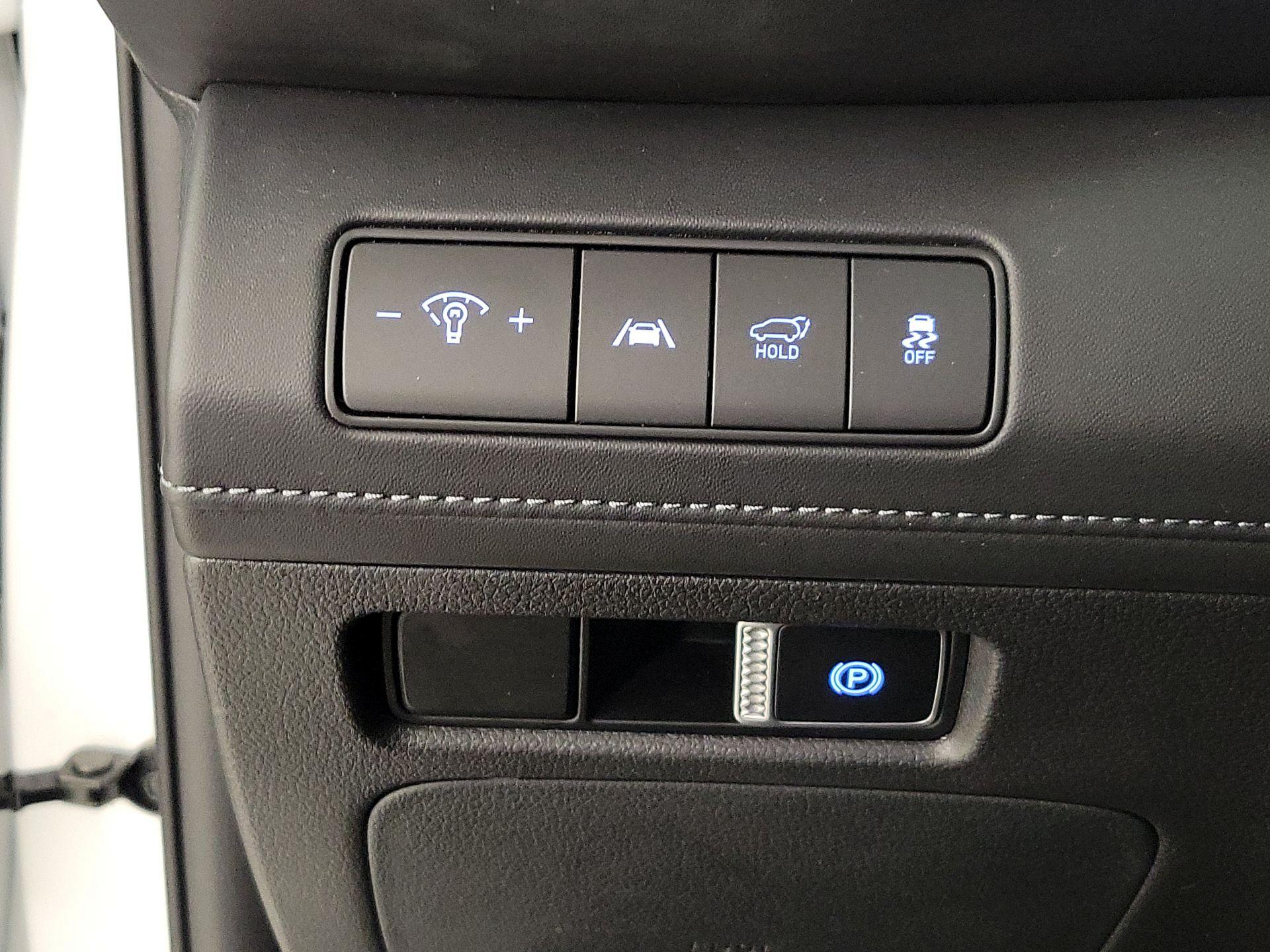 Thumbnail: 2023 Hyundai Santa Fe - 13