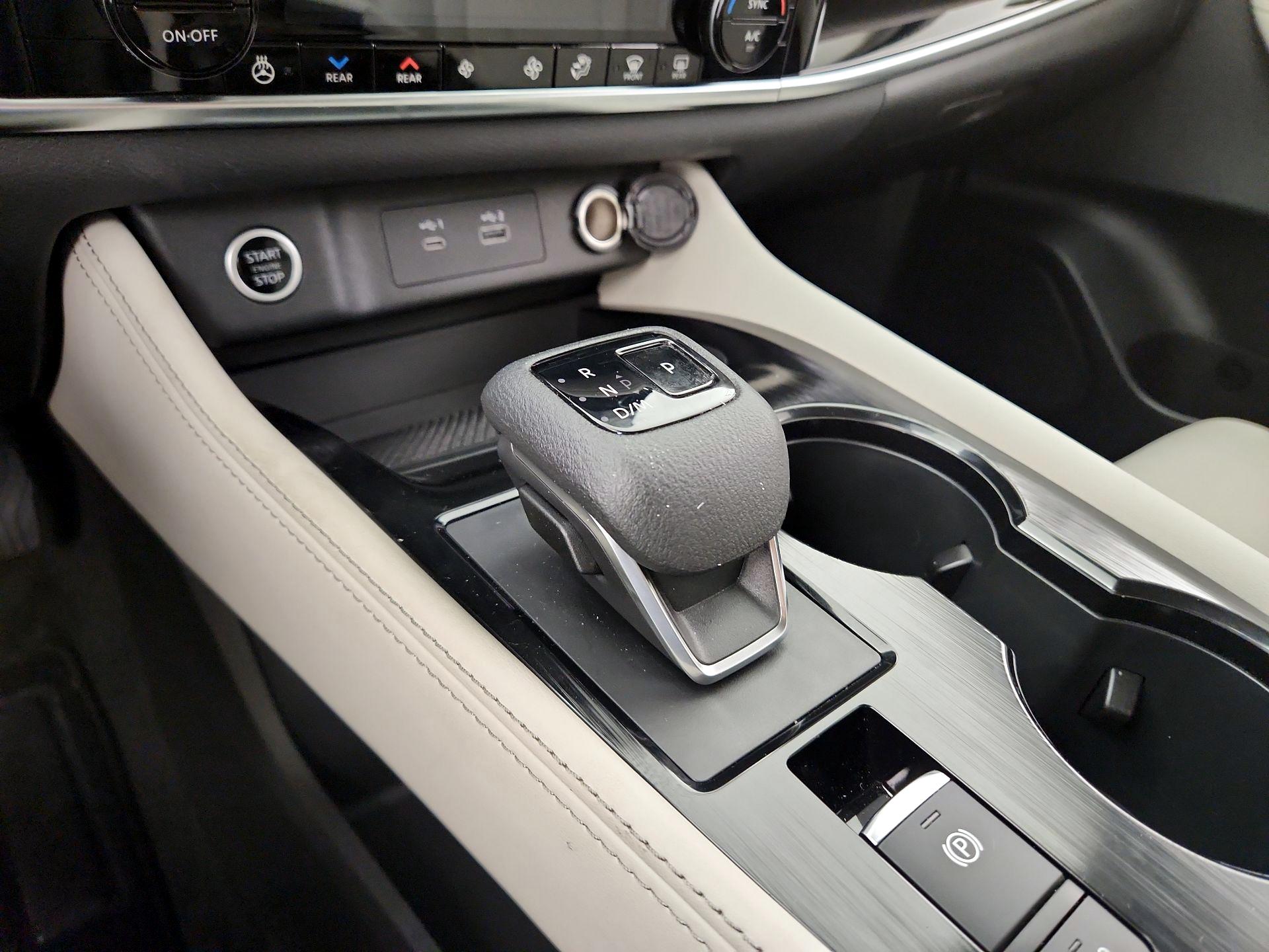 Thumbnail: 2023 Nissan Rogue - 13