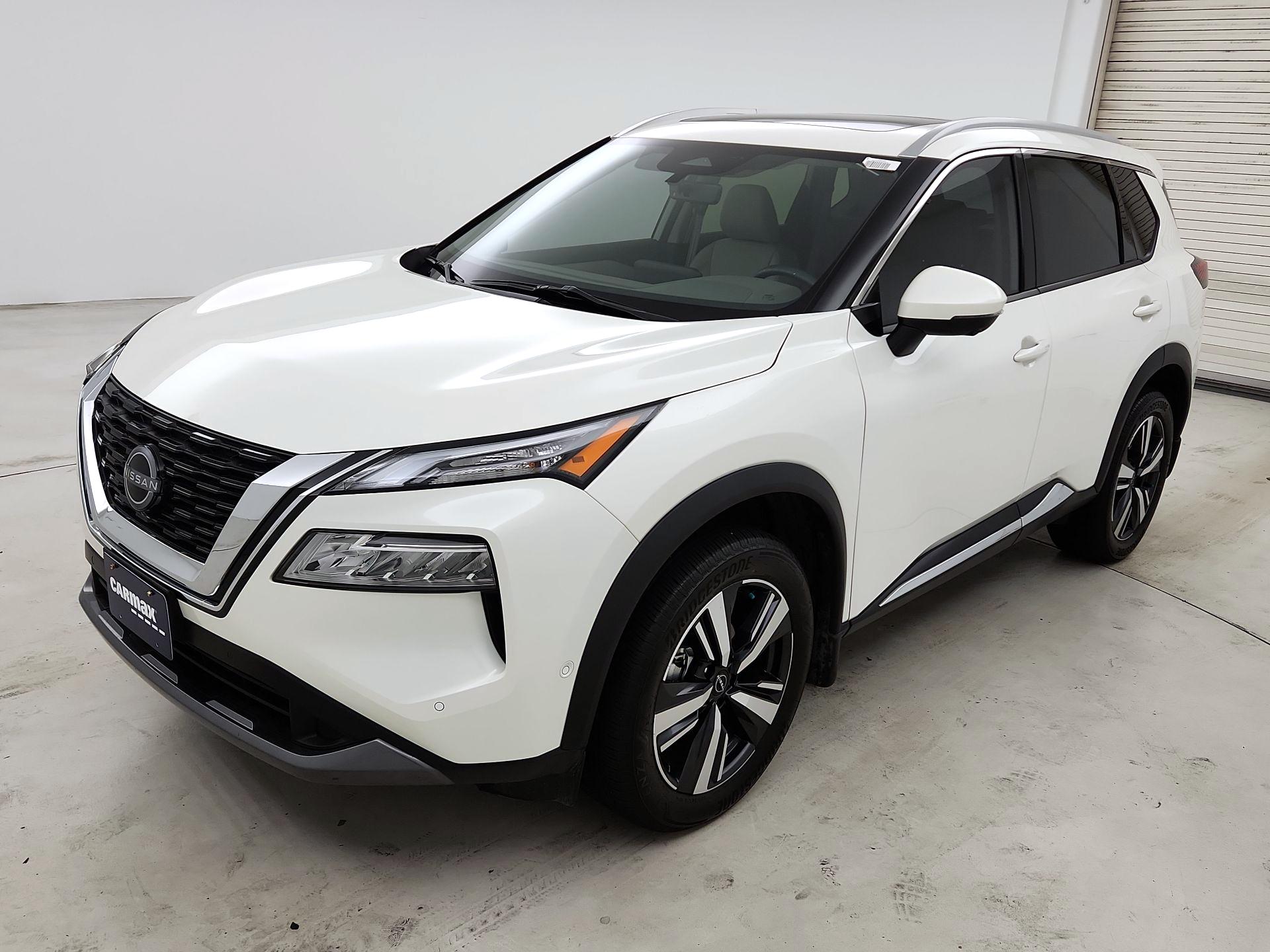 Thumbnail: 2023 Nissan Rogue - 3