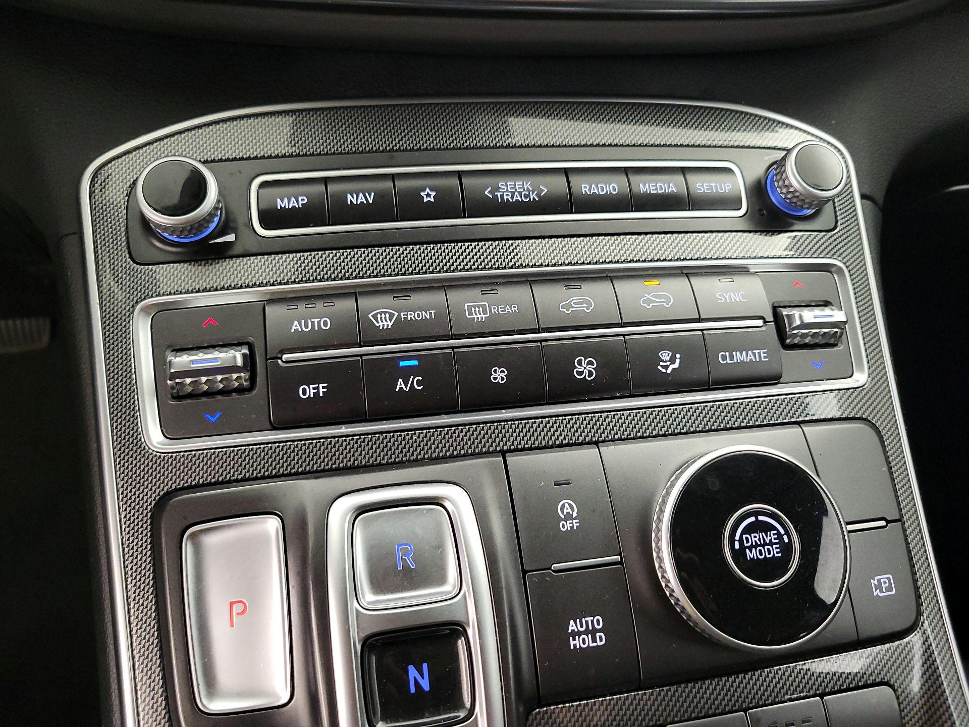 Thumbnail: 2023 Hyundai Santa Fe - 17