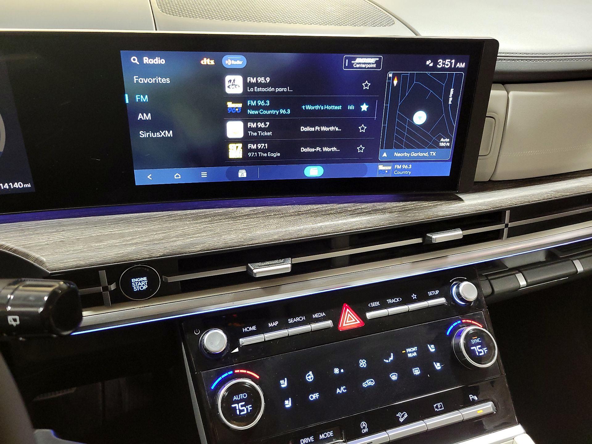 Thumbnail: 2024 Hyundai Santa Fe - 16