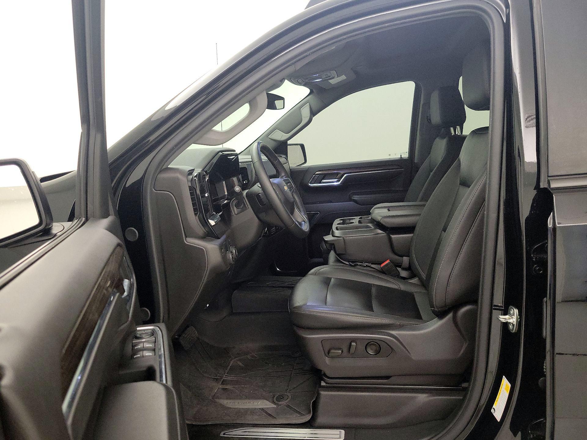 Thumbnail: 2024 Chevrolet Silverado 1500 - 11