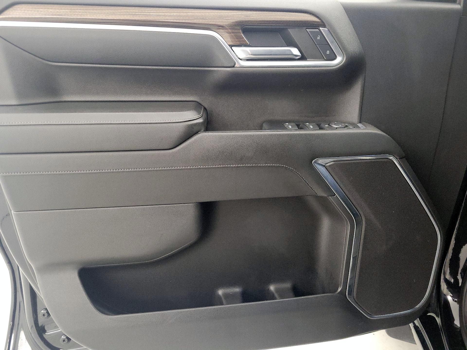 Thumbnail: 2024 Chevrolet Silverado 1500 - 12