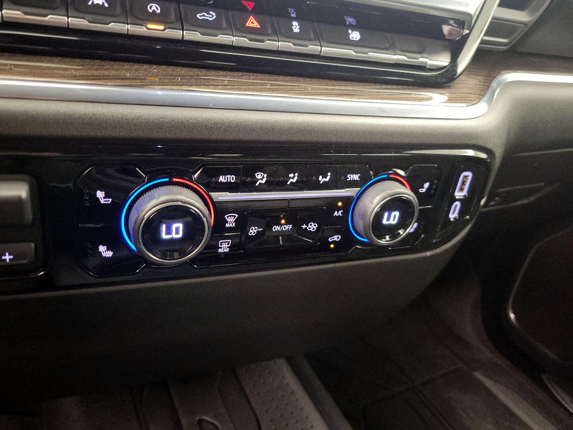 Thumbnail: 2024 Chevrolet Silverado 1500 - 16