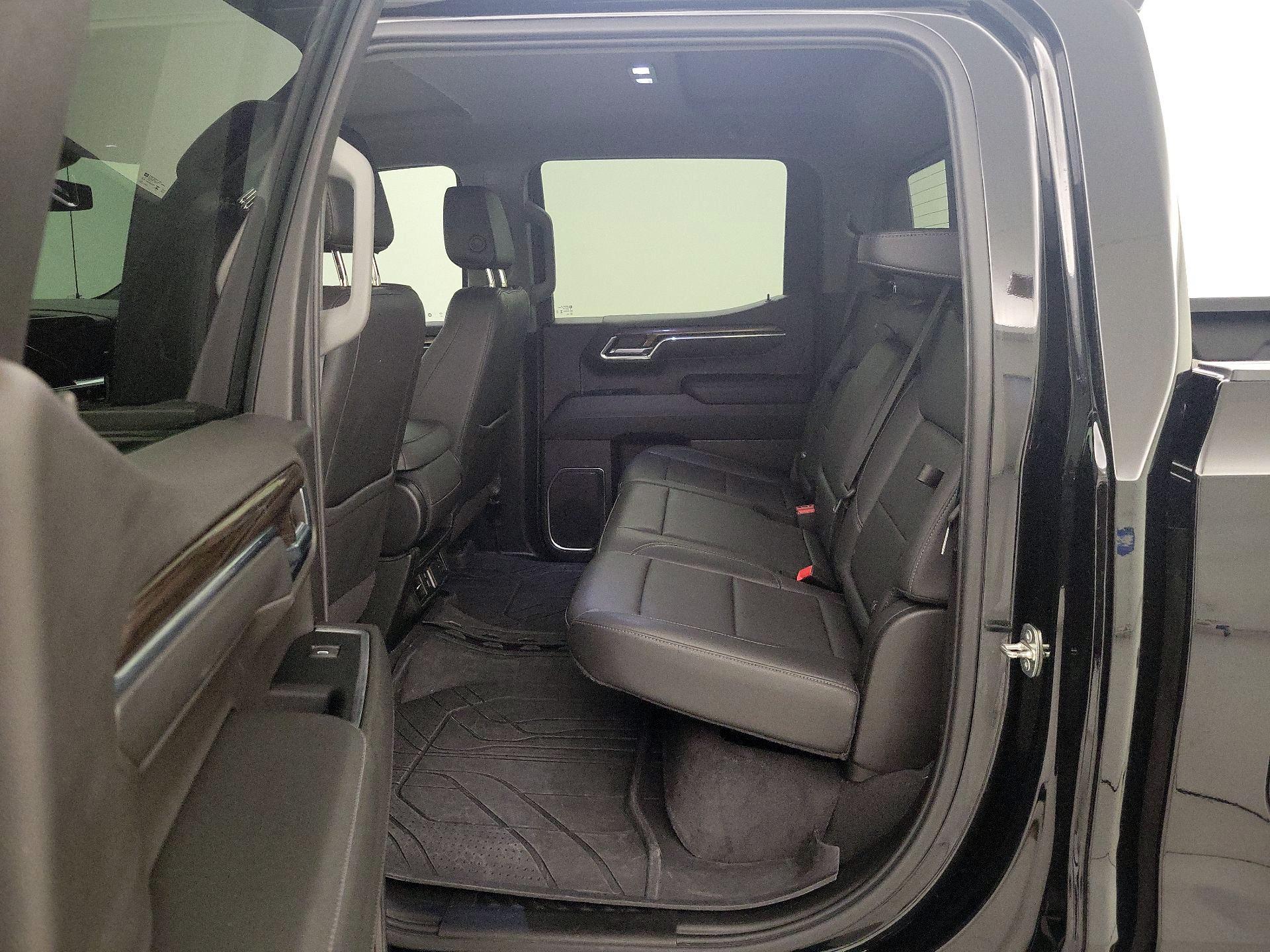 Thumbnail: 2024 Chevrolet Silverado 1500 - 19