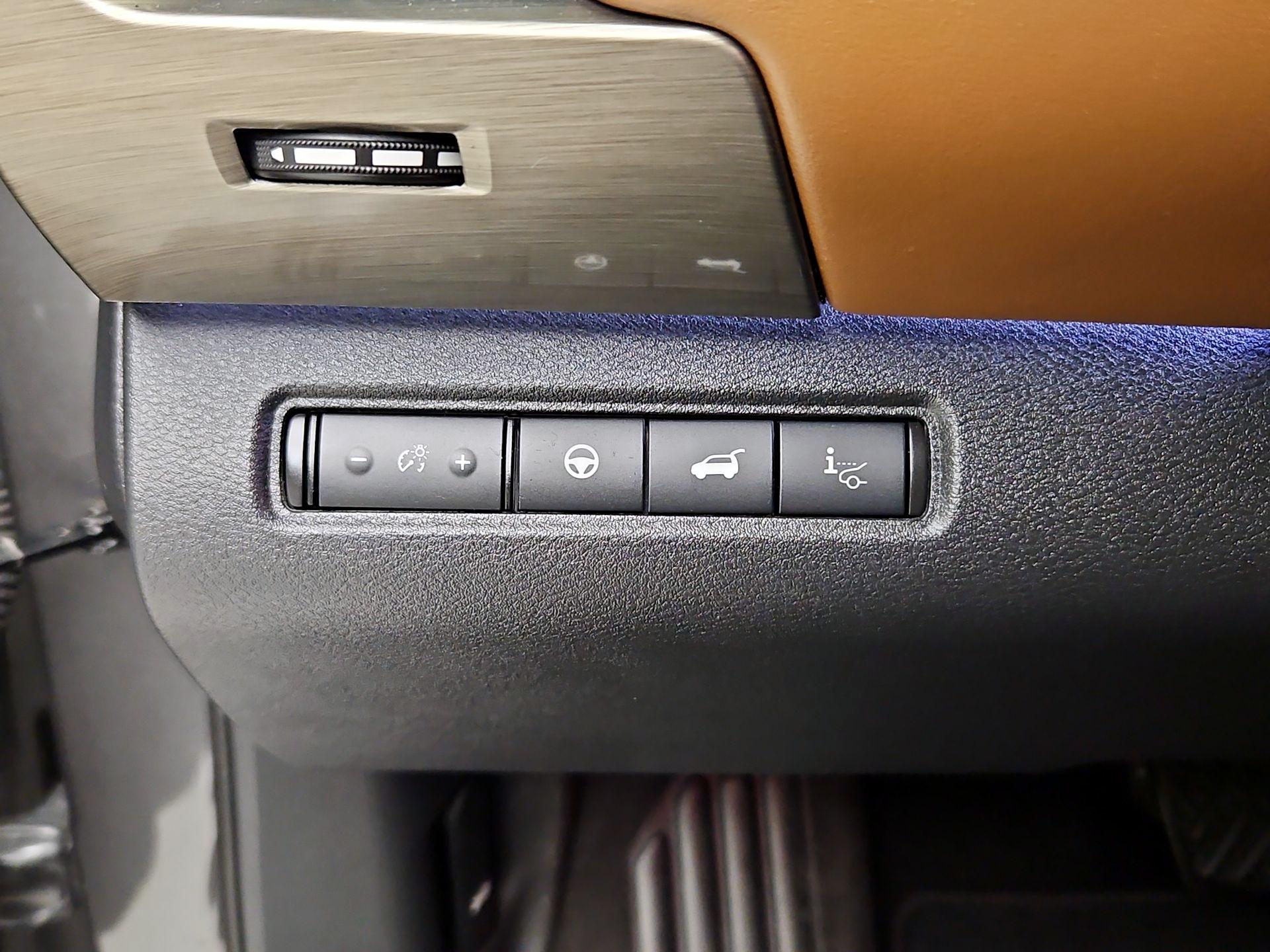 Thumbnail: 2023 Nissan Pathfinder - 13