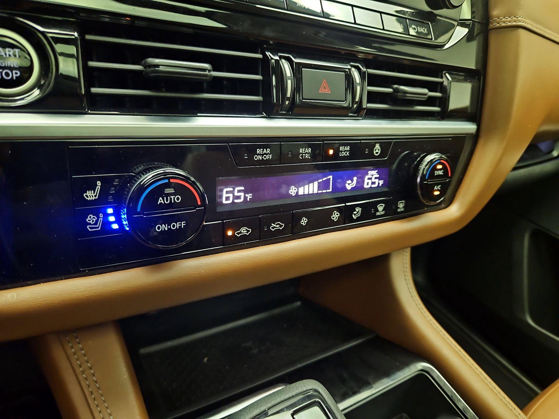 Thumbnail: 2023 Nissan Pathfinder - 17