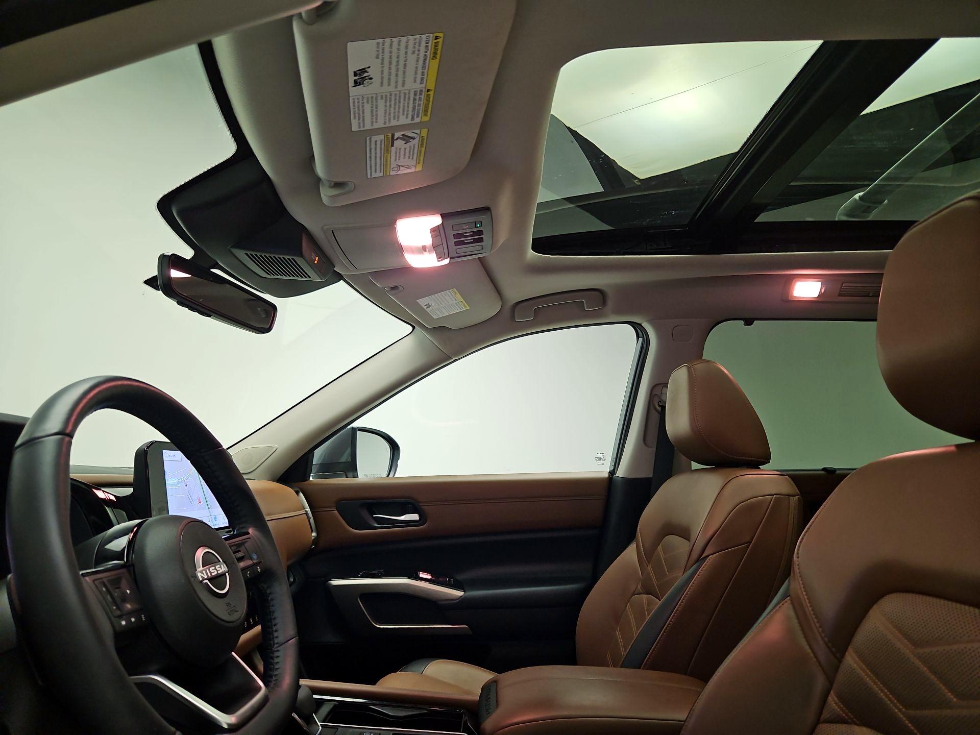 Thumbnail: 2023 Nissan Pathfinder - 20