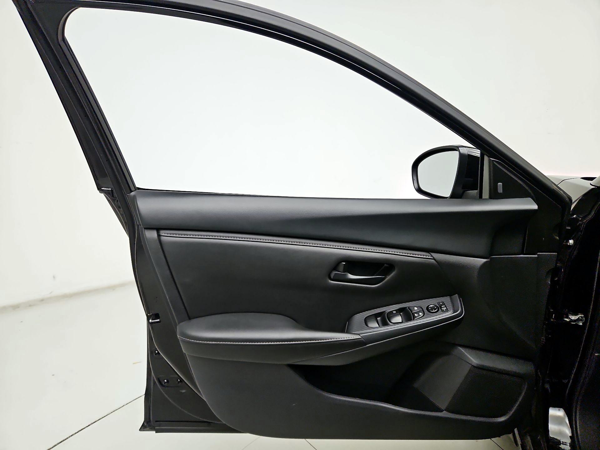 Thumbnail: 2024 Nissan Sentra - 12