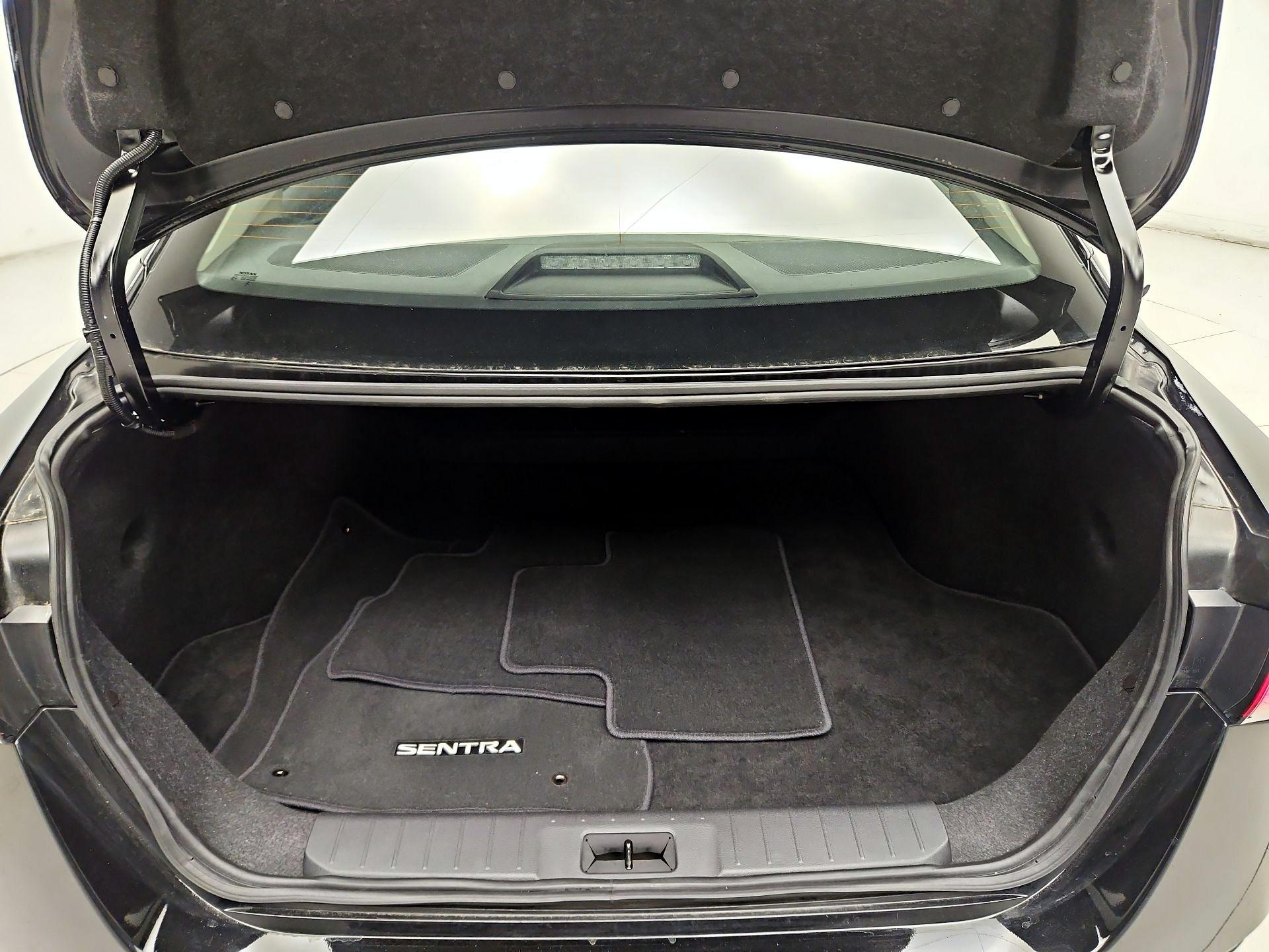 Thumbnail: 2024 Nissan Sentra - 18