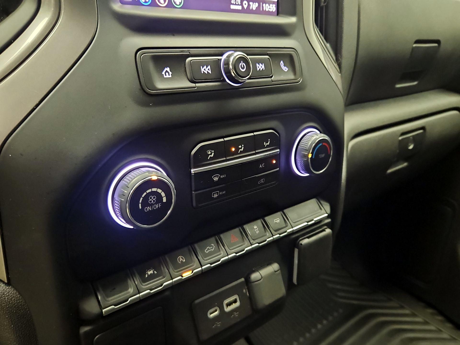 Thumbnail: 2022 Chevrolet Silverado 1500 - 16