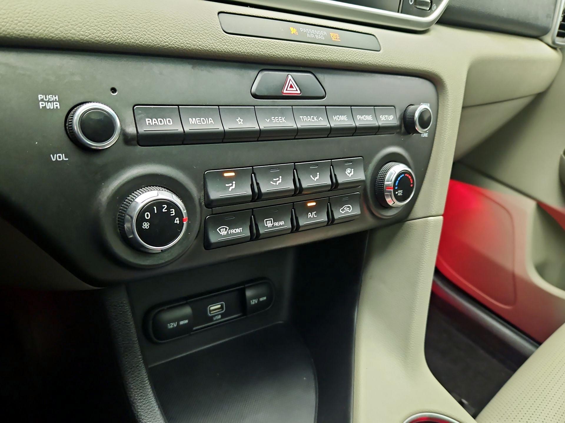 Thumbnail: 2020 Kia Sportage - 16