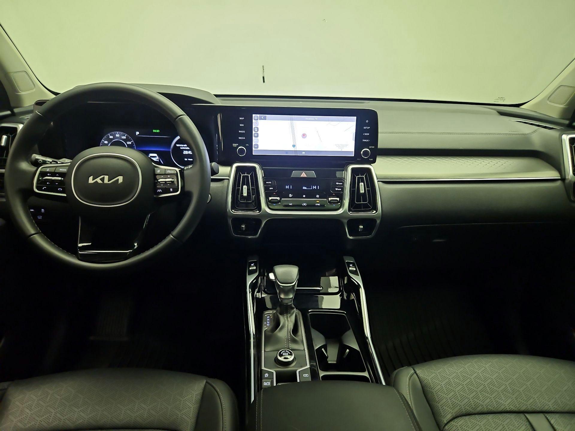 Thumbnail: 2023 Kia Sorento - 9