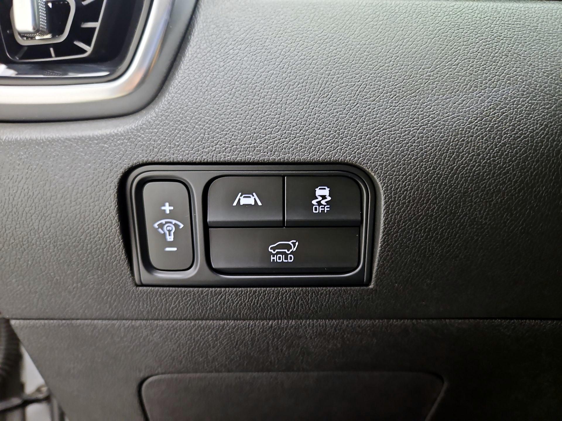 Thumbnail: 2023 Kia Sorento - 13