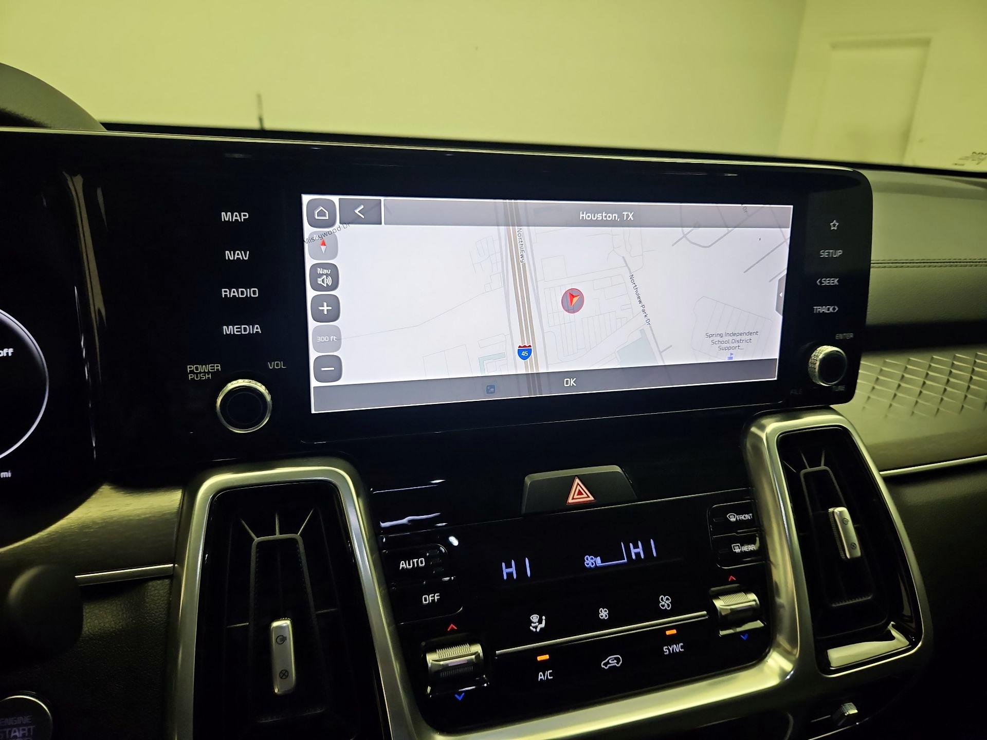 Thumbnail: 2023 Kia Sorento - 14