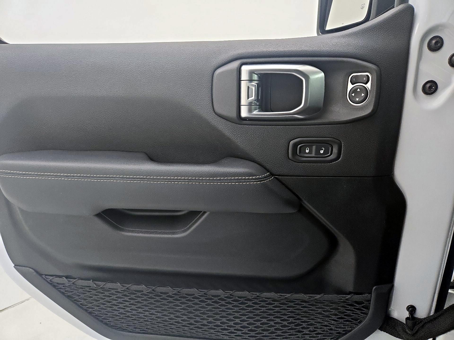 Thumbnail: 2021 Jeep Wrangler - 12
