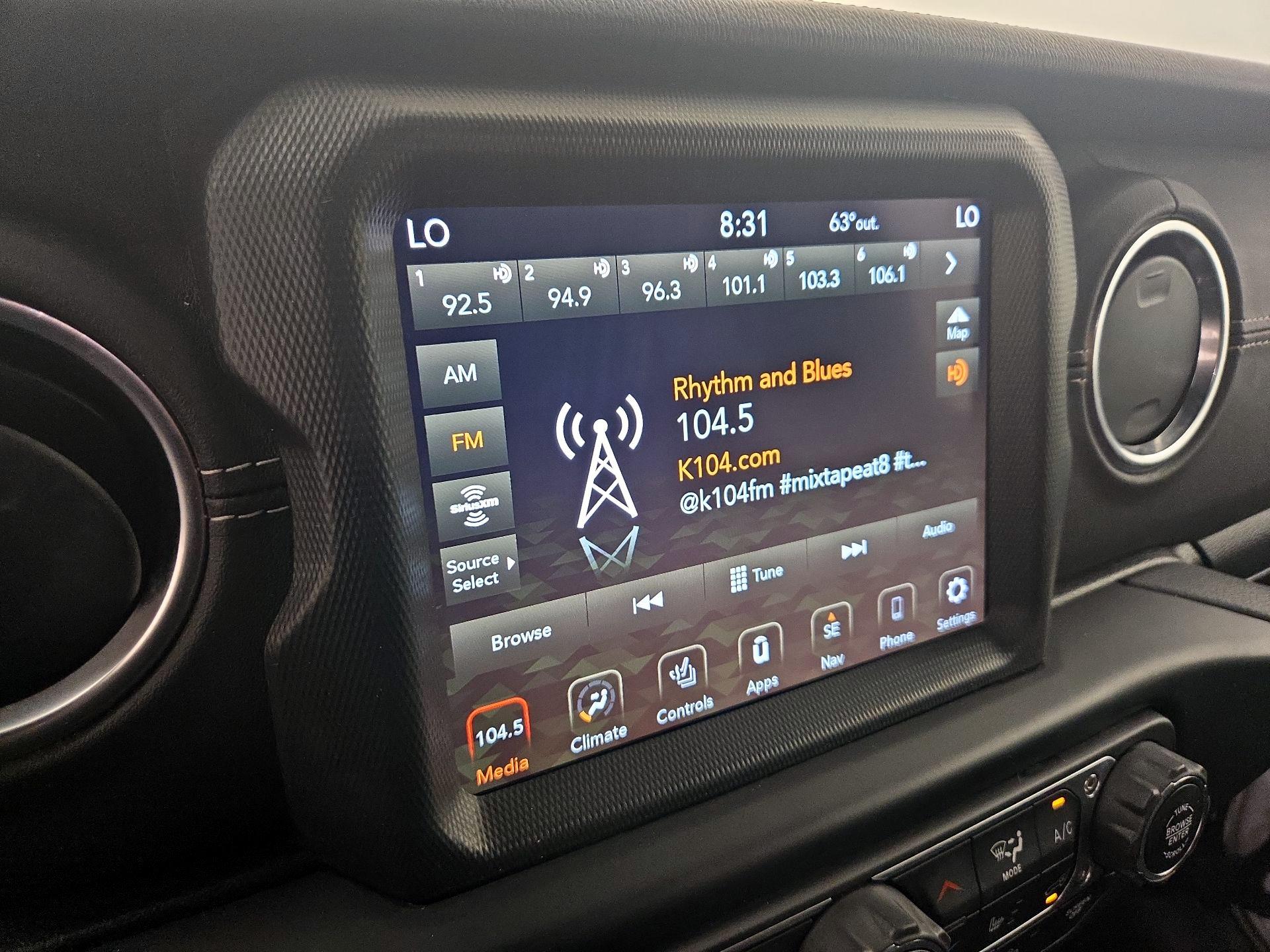 Thumbnail: 2021 Jeep Wrangler - 16