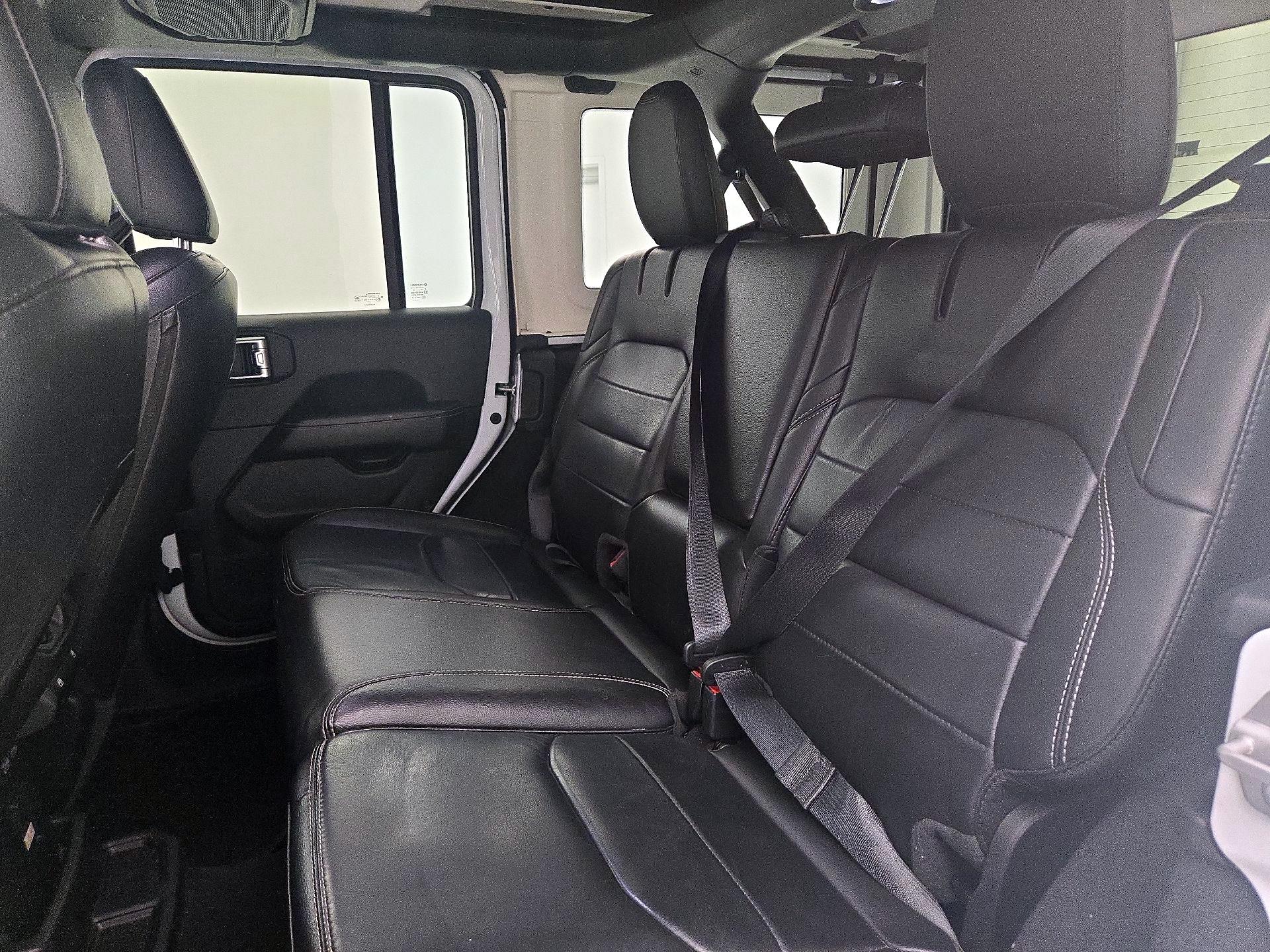 Thumbnail: 2021 Jeep Wrangler - 20