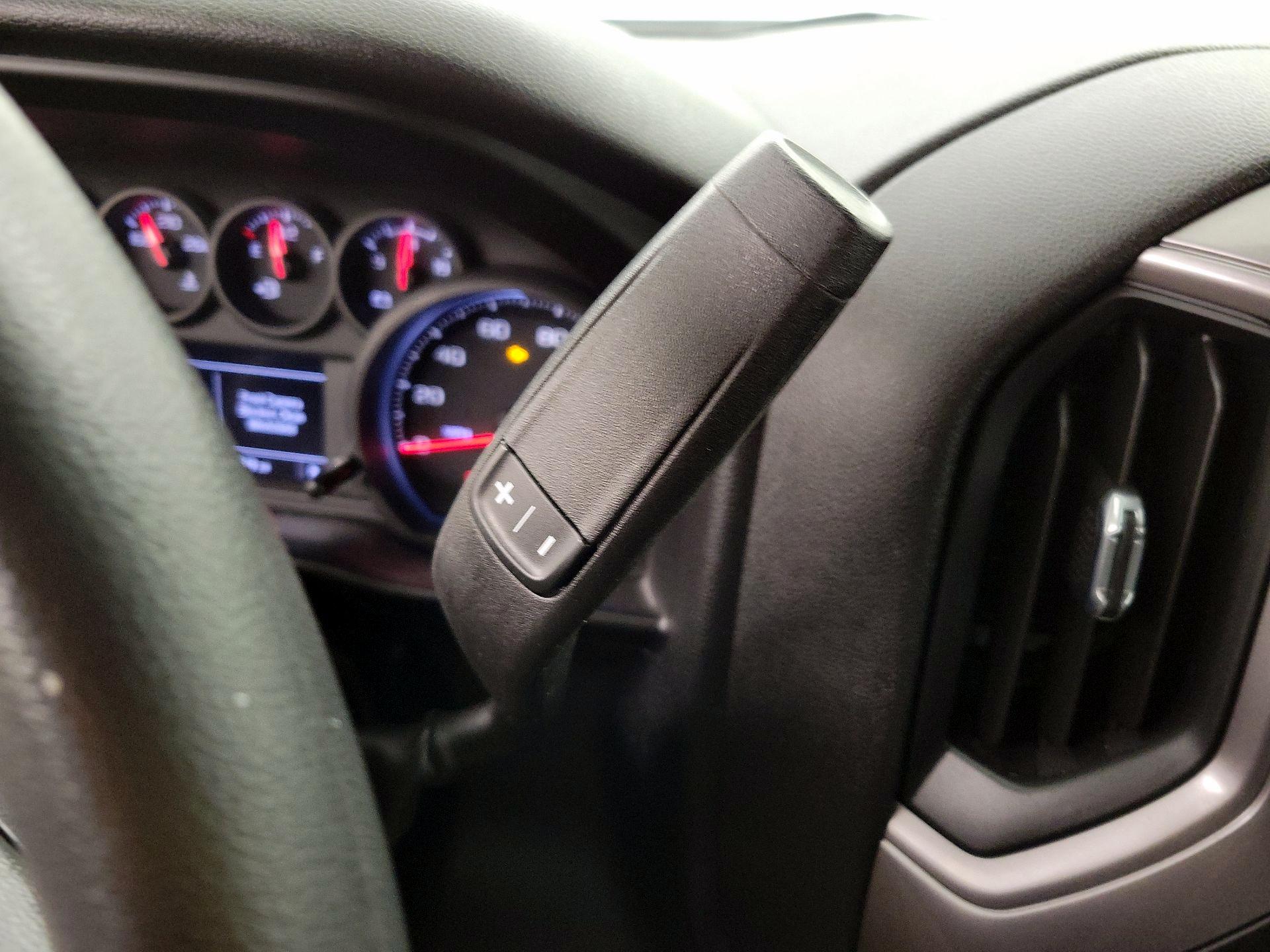 Thumbnail: 2023 Chevrolet Silverado 1500 - 17