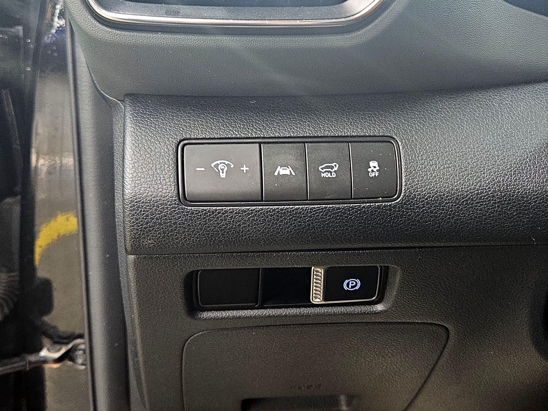 Thumbnail: 2022 Hyundai Santa Fe - 13