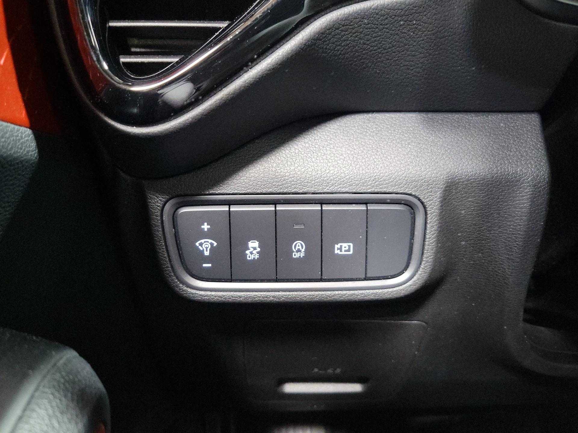 Thumbnail: 2023 Kia Soul - 13