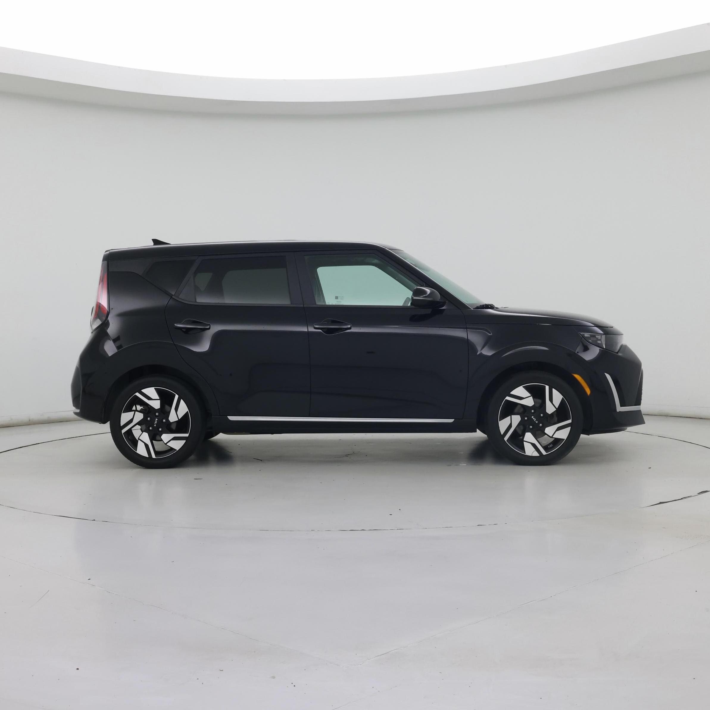 Thumbnail: 2023 Kia Soul - 7