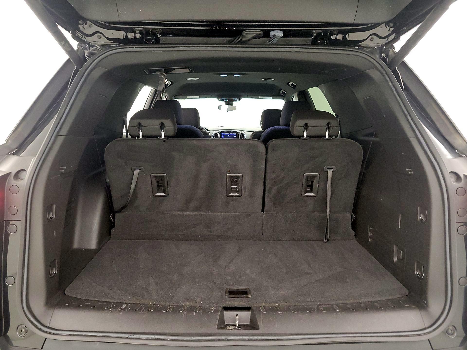 Thumbnail: 2023 Chevrolet Traverse - 20