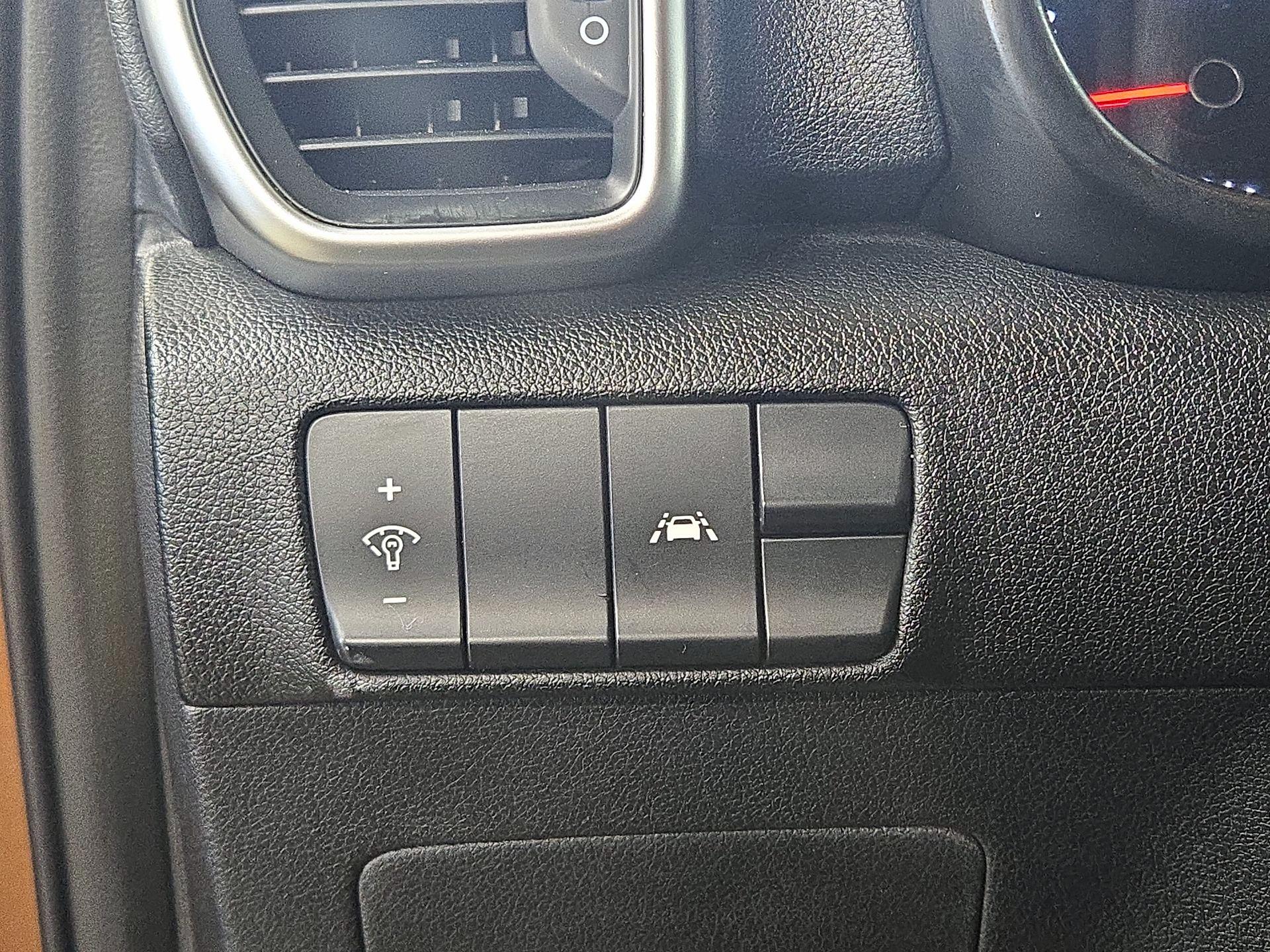 Thumbnail: 2020 Kia Sportage - 13