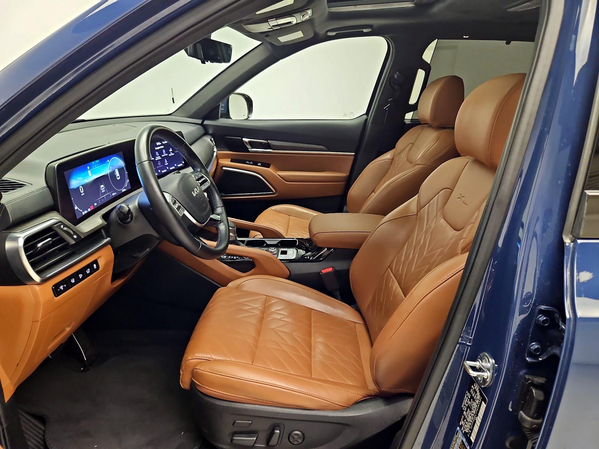 Thumbnail: 2023 Kia Telluride - 11