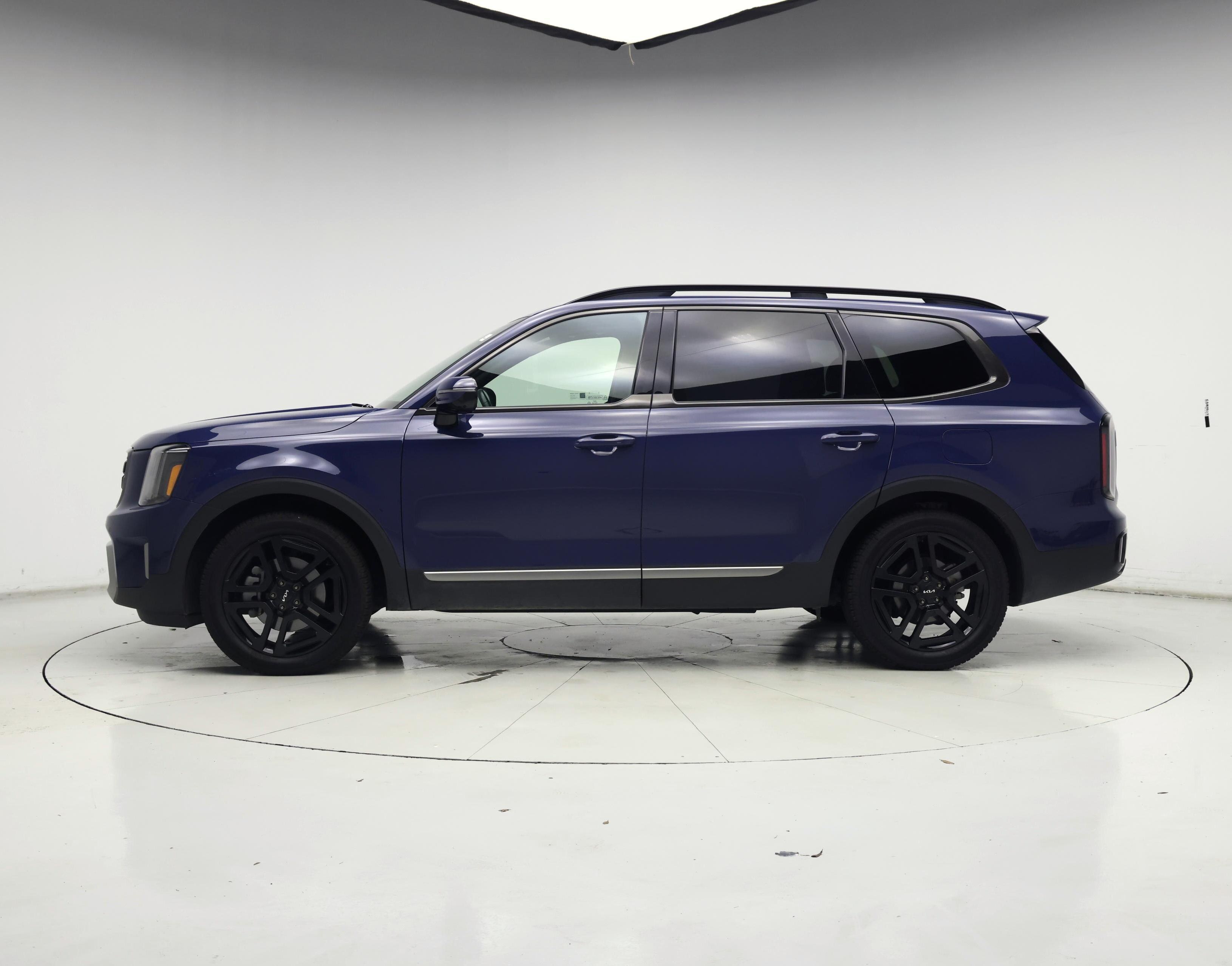 Thumbnail: 2023 Kia Telluride - 3