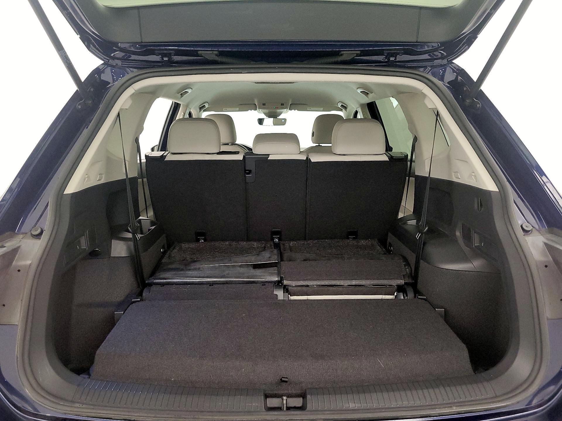 Thumbnail: 2023 Volkswagen Tiguan - 19