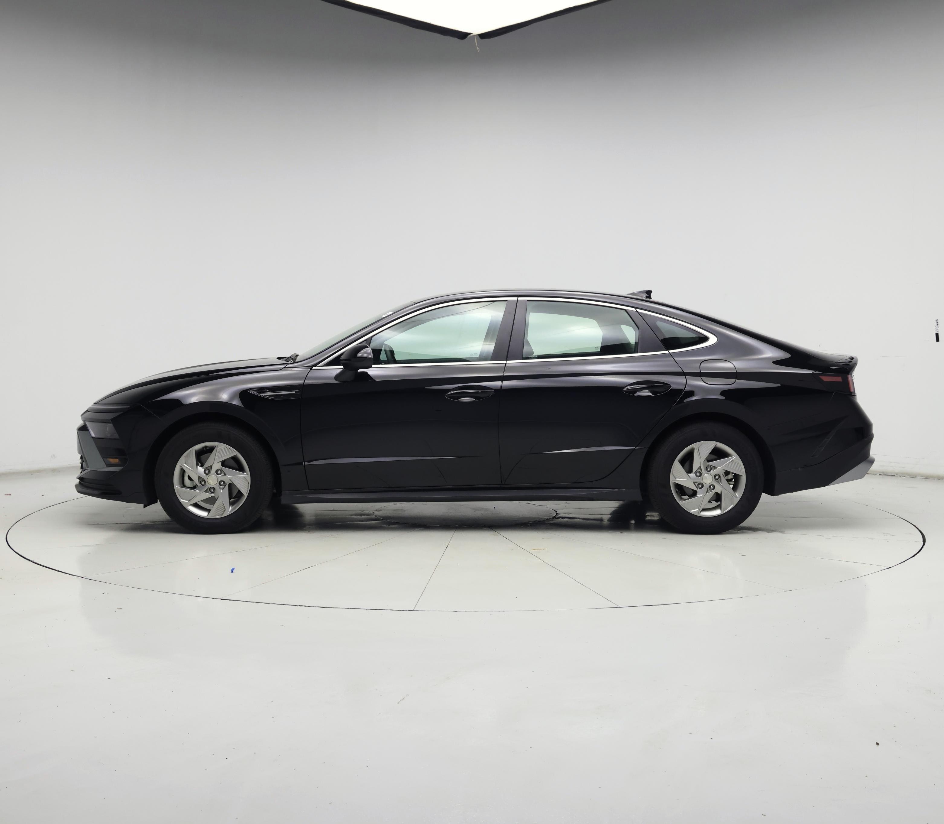 Thumbnail: 2025 Hyundai Sonata - 3