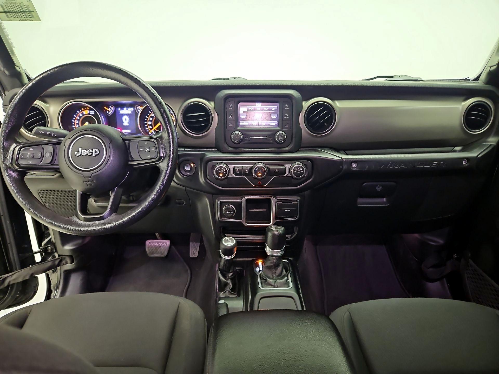 Thumbnail: 2021 Jeep Wrangler - 9
