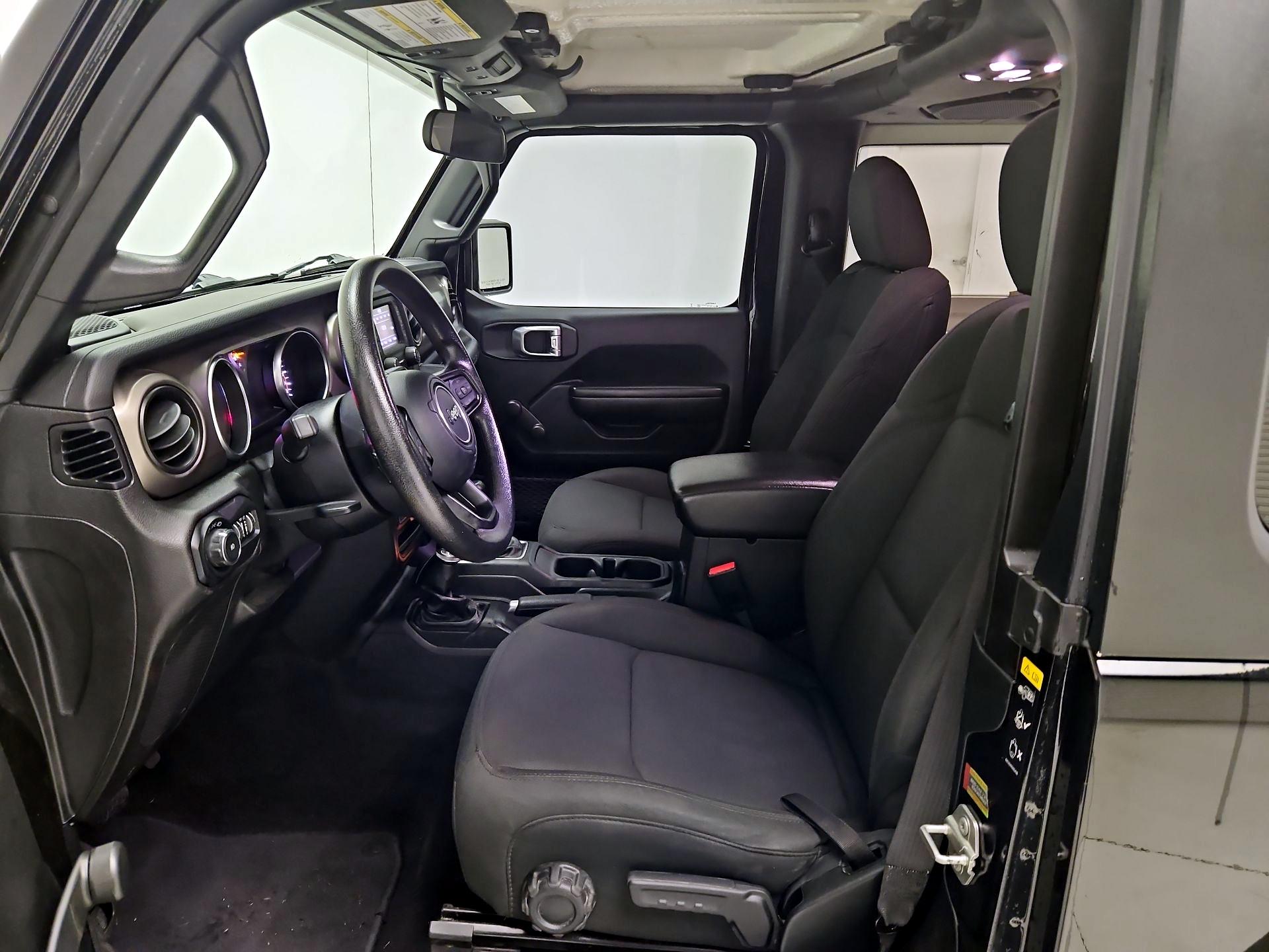Thumbnail: 2021 Jeep Wrangler - 11