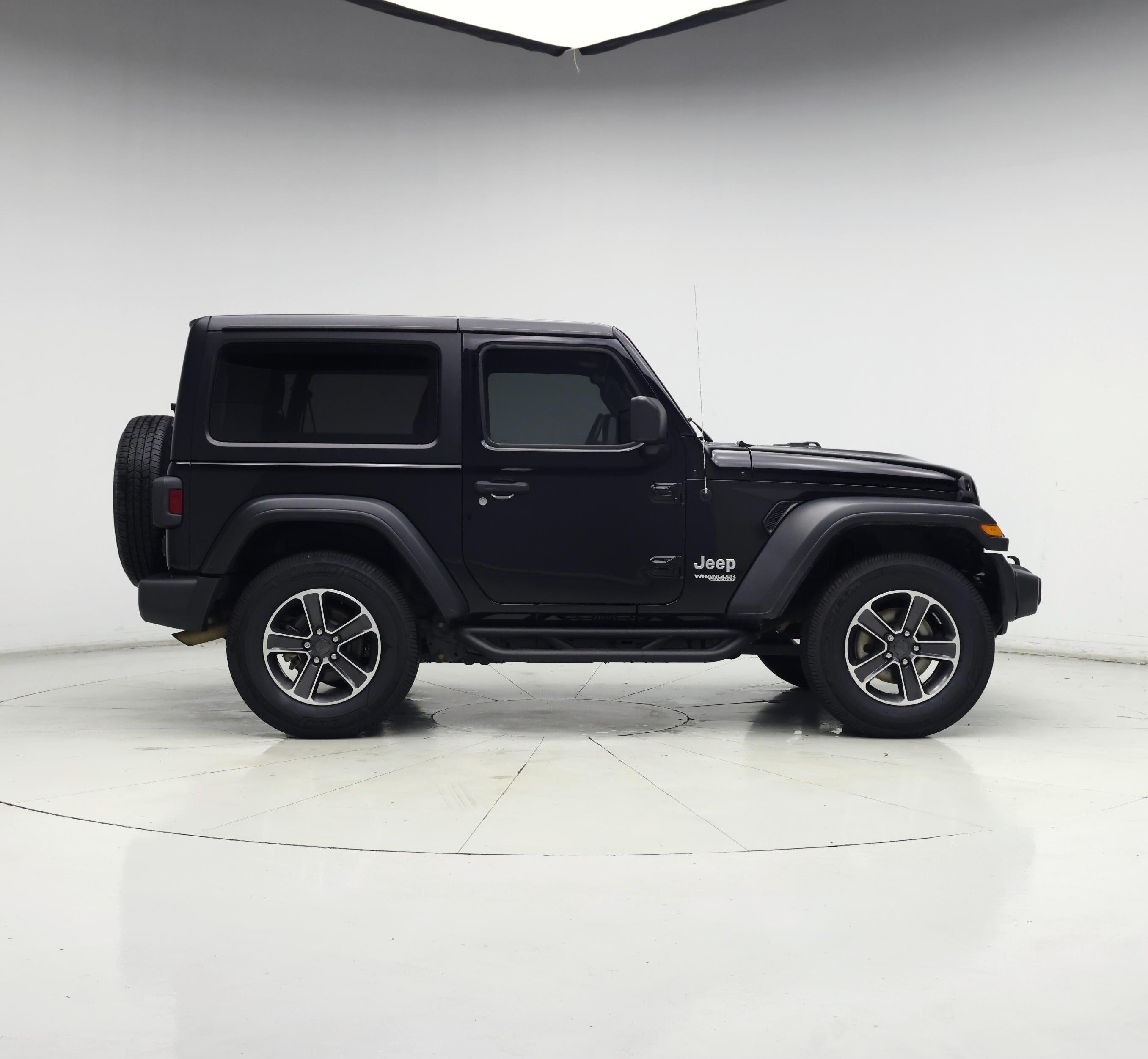 Thumbnail: 2021 Jeep Wrangler - 7