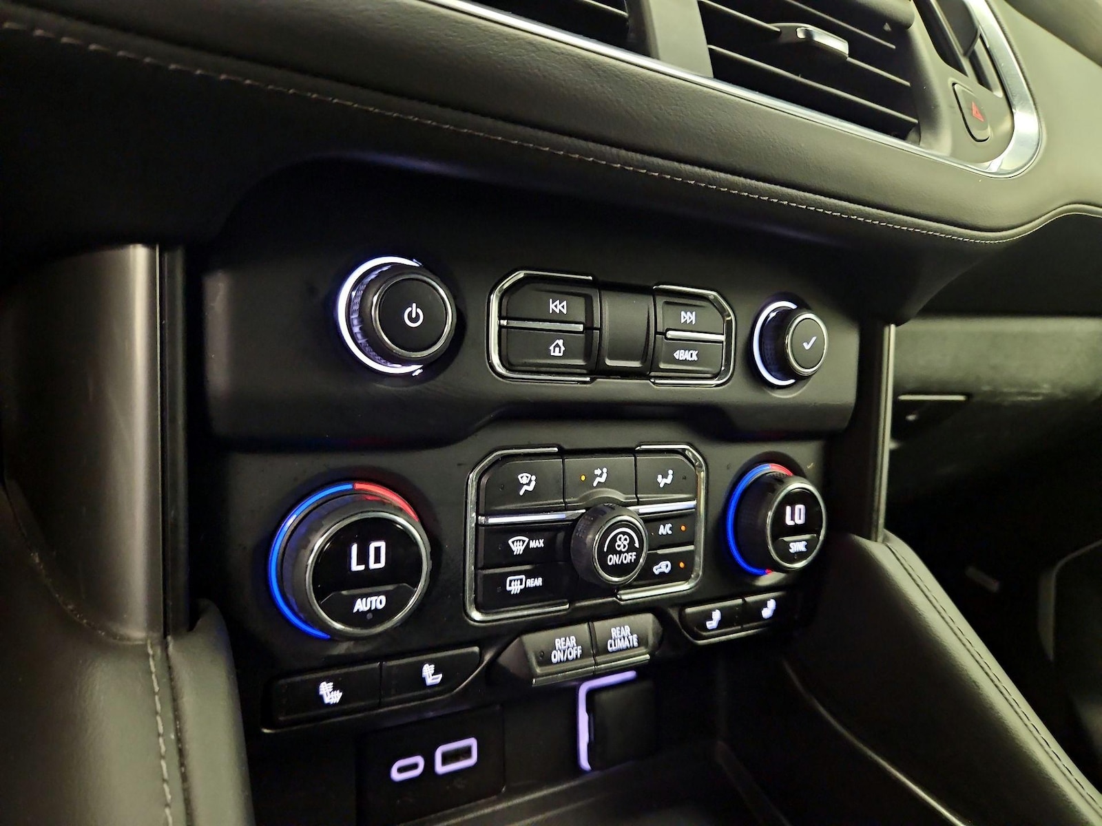 2024 Chevrolet Tahoe LT - Photo 16