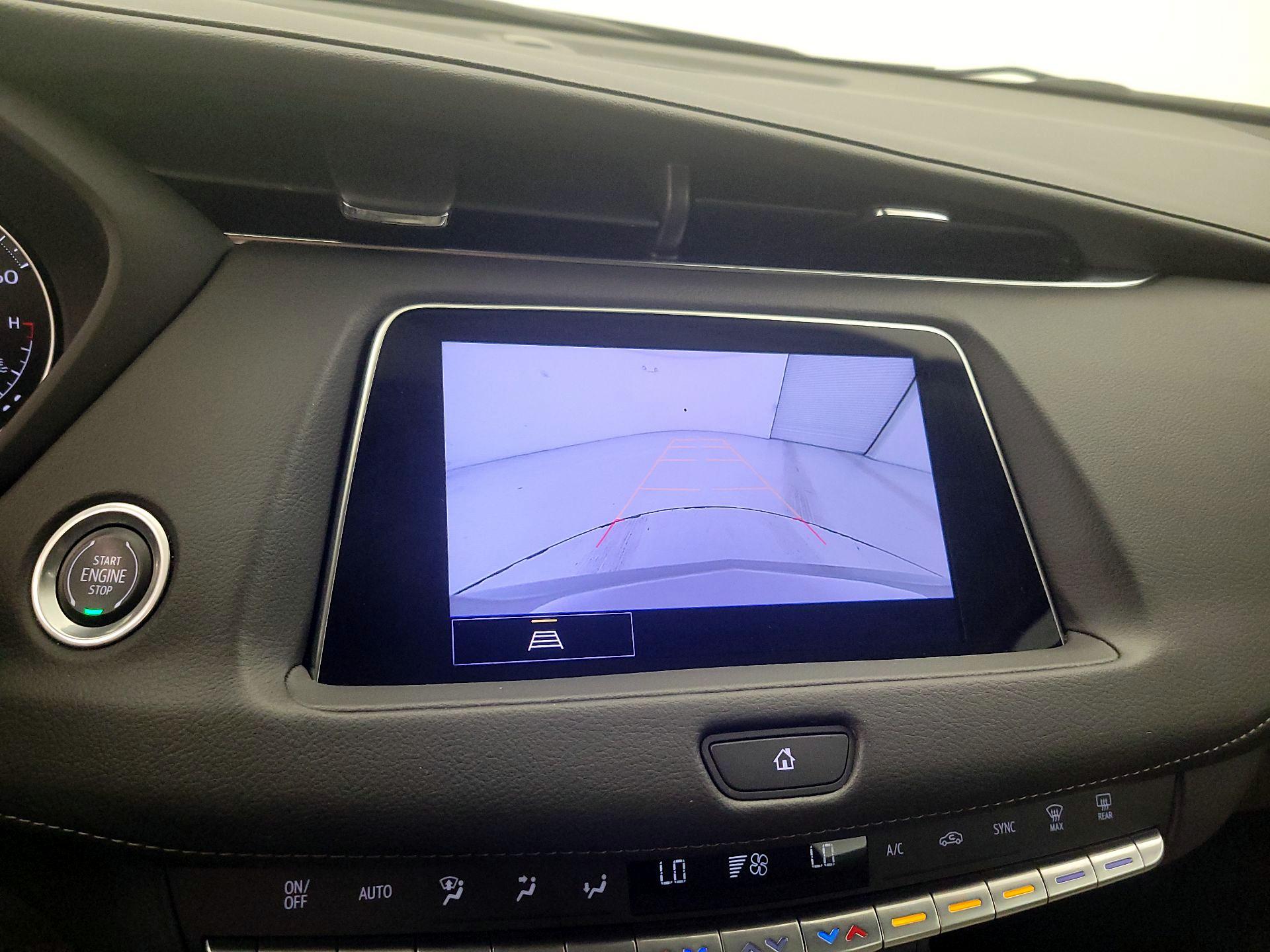 Thumbnail: 2023 Cadillac XT4 - 14