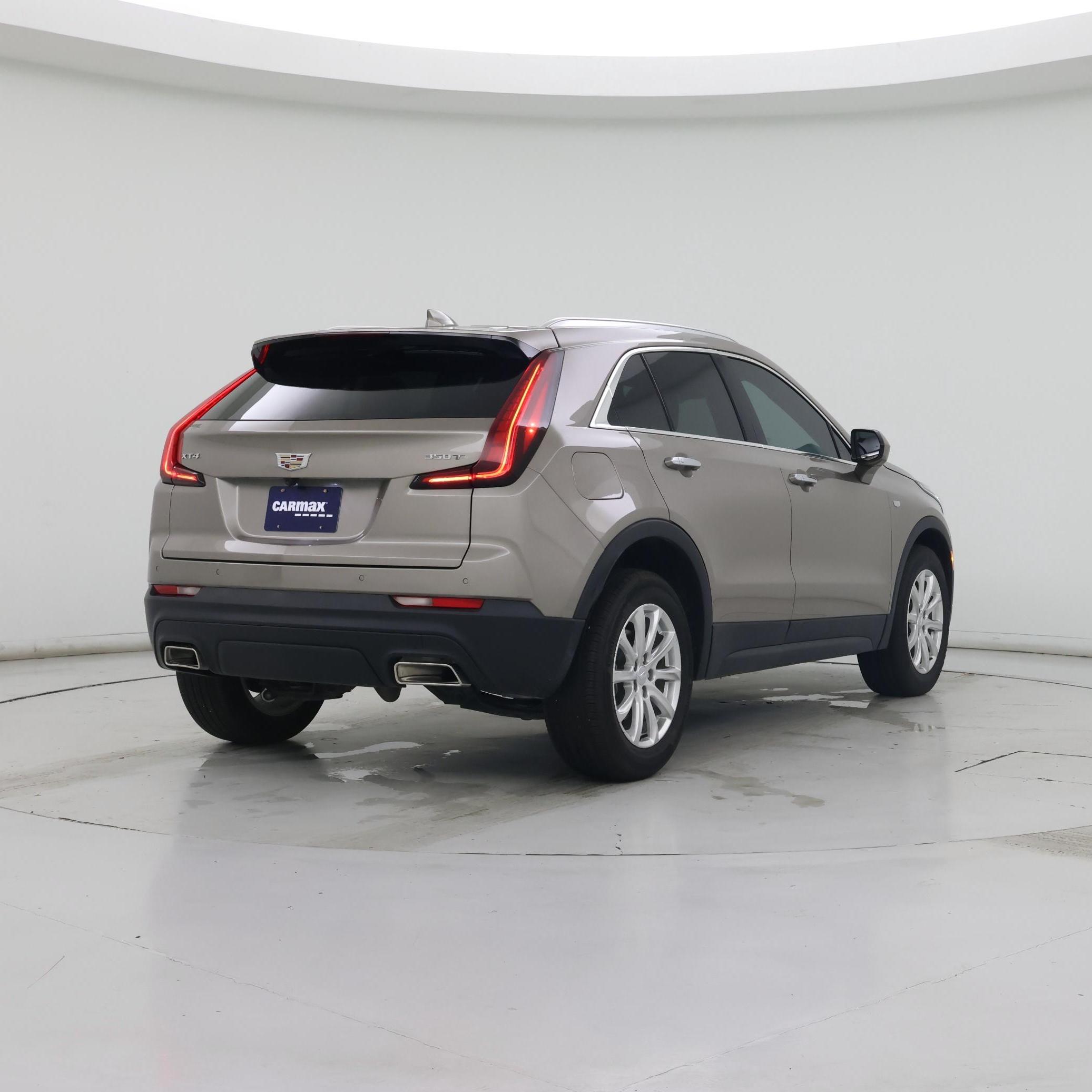 Thumbnail: 2023 Cadillac XT4 - 8