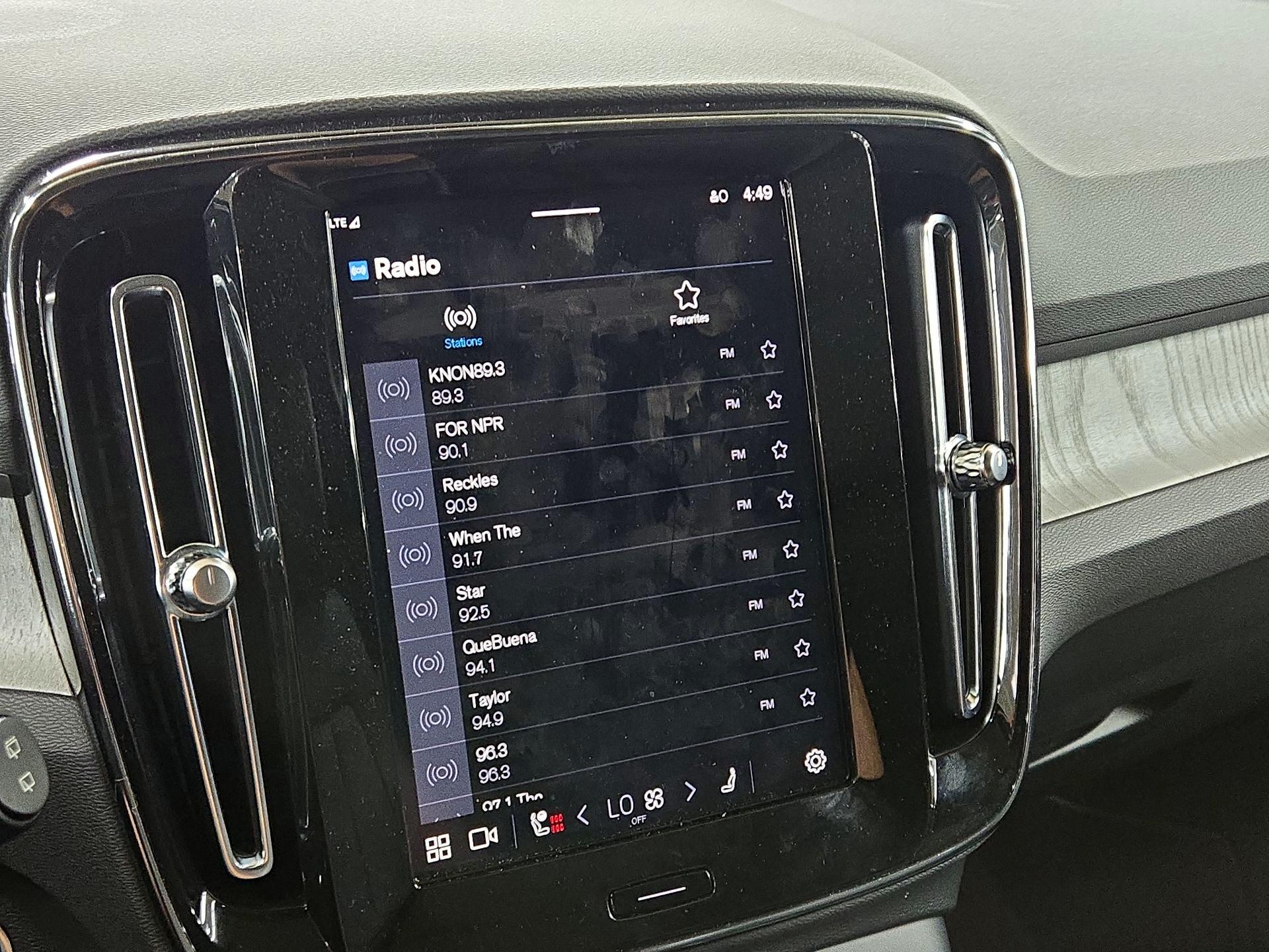 Thumbnail: 2024 Volvo XC40 - 14