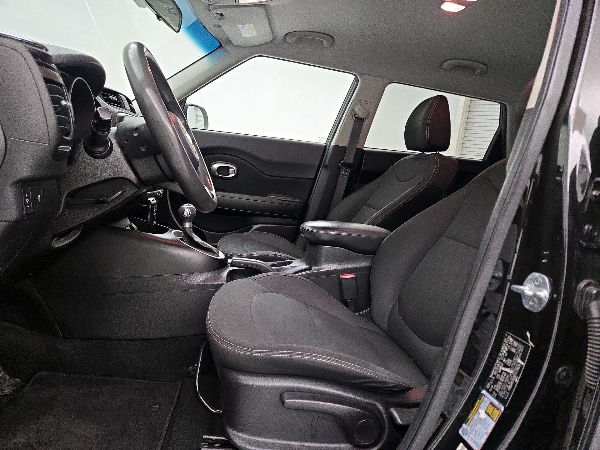 Thumbnail: 2015 Kia Soul - 11