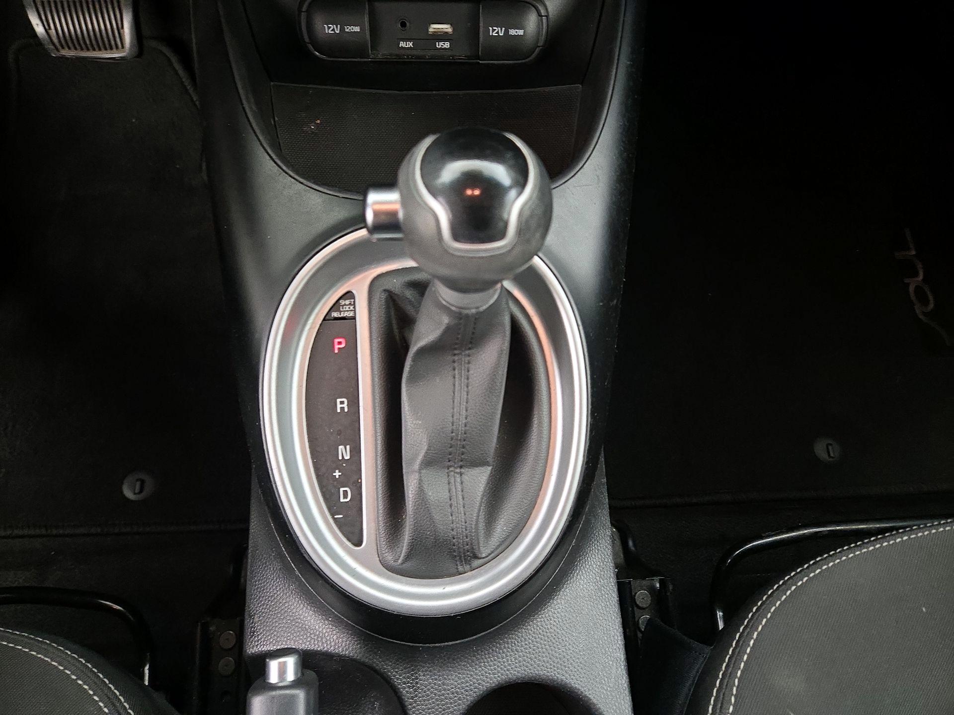 Thumbnail: 2015 Kia Soul - 16