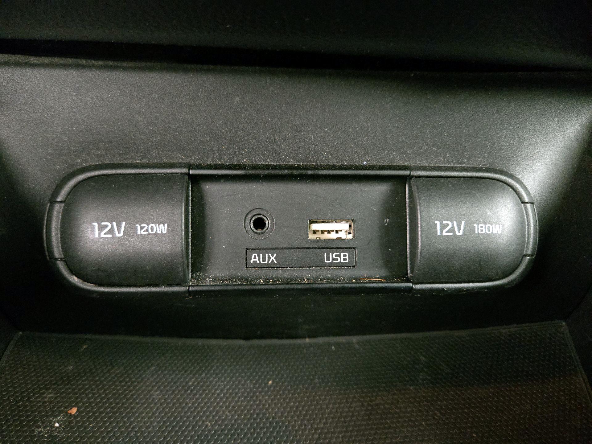 Thumbnail: 2015 Kia Soul - 17