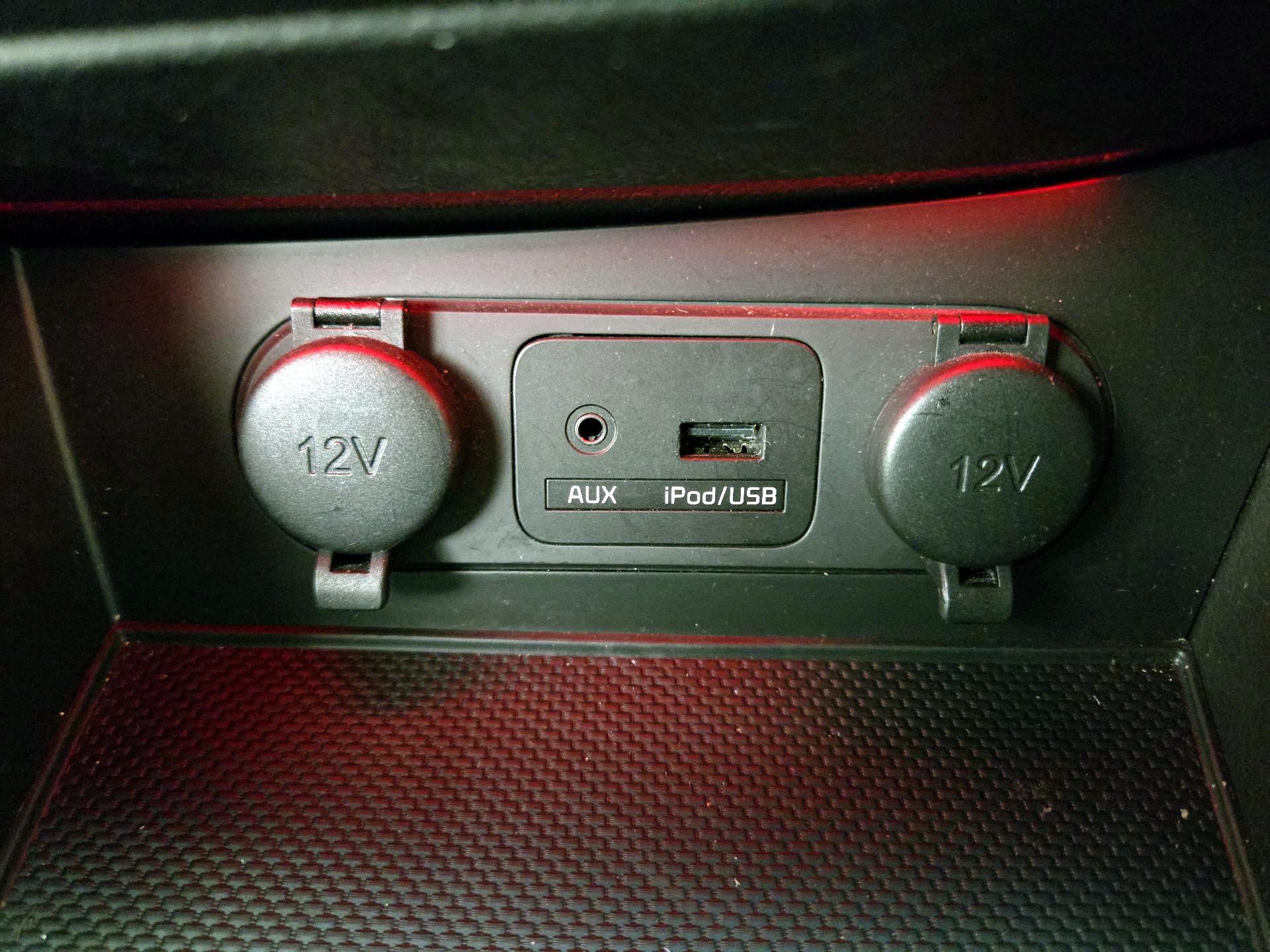 Thumbnail: 2015 Kia Optima - 19