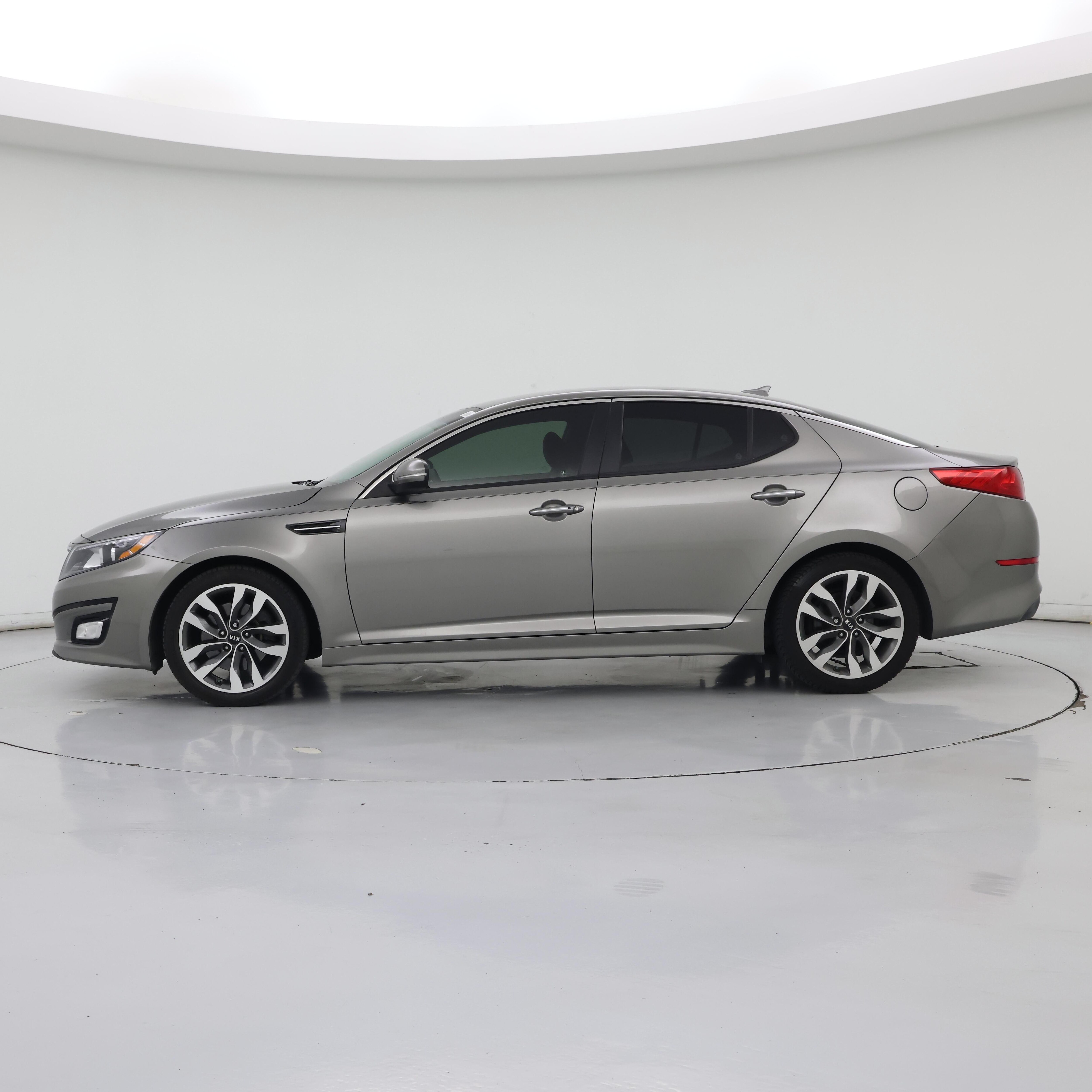 Thumbnail: 2015 Kia Optima - 3