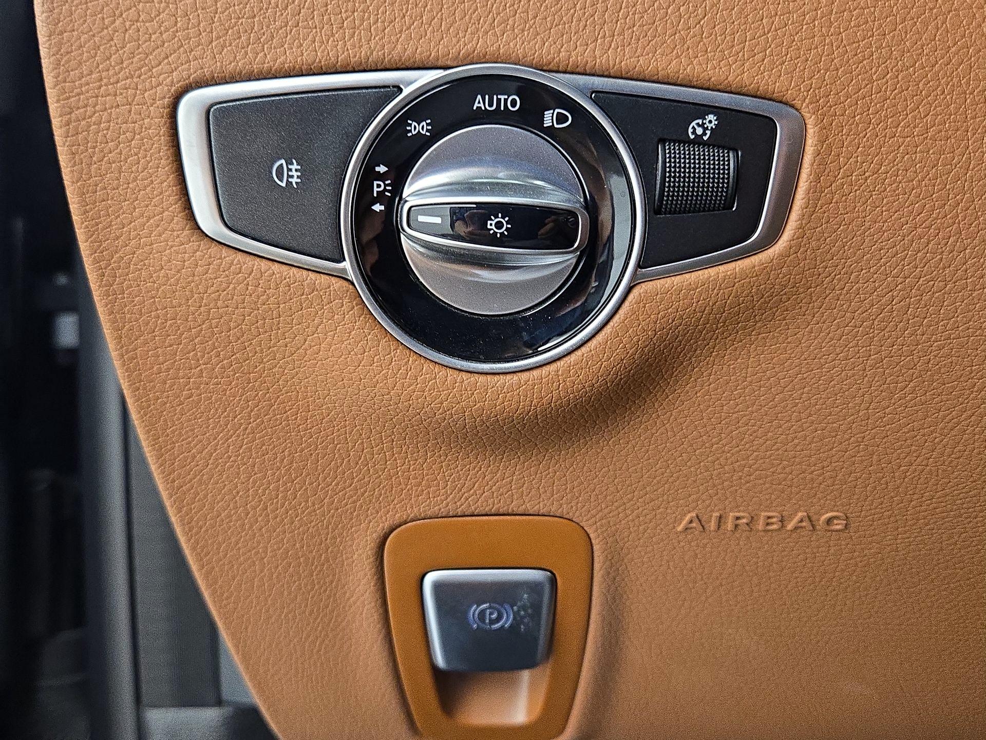 Thumbnail: 2021 Mercedes-Benz E-Class - 13