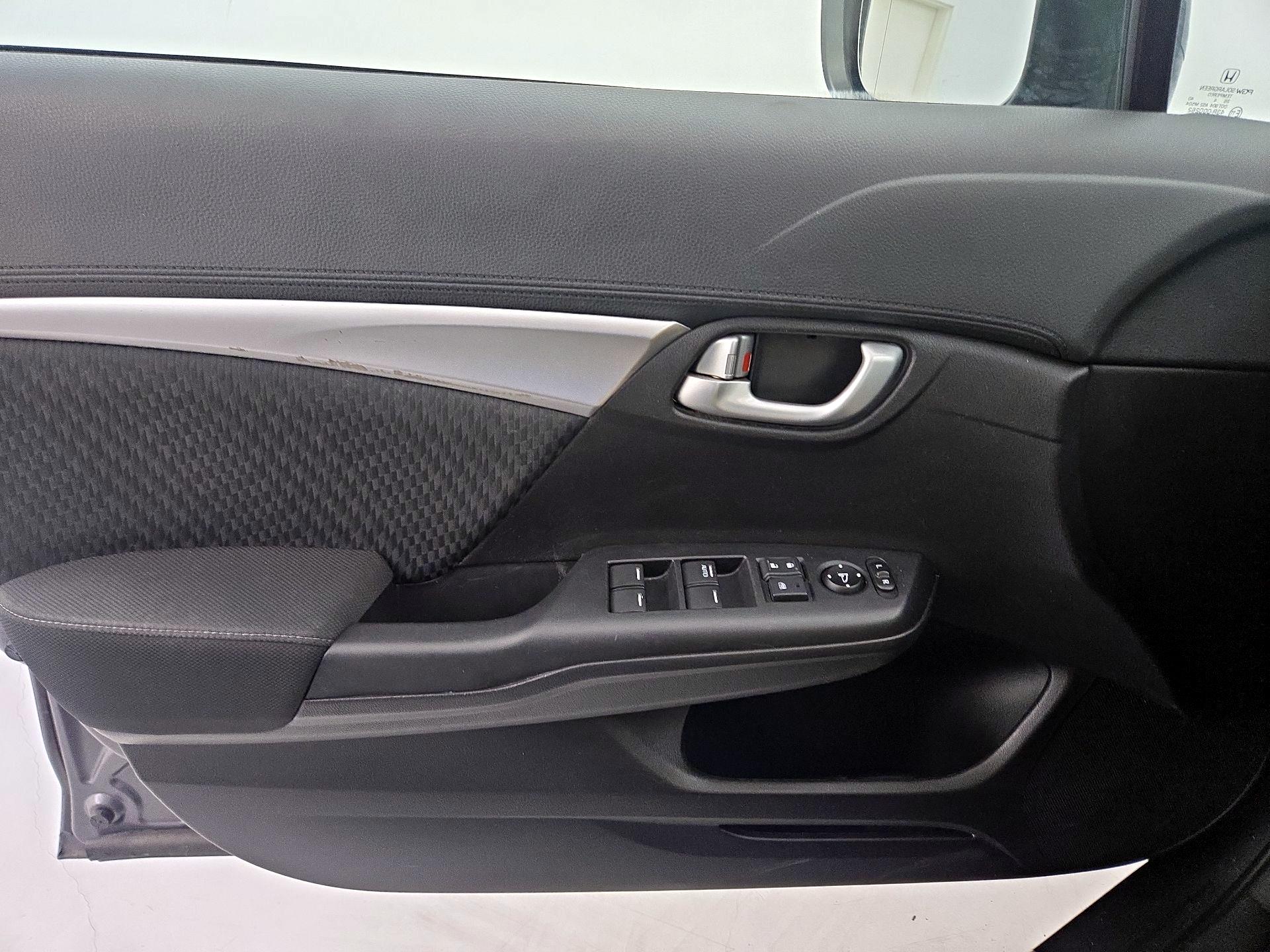 Thumbnail: 2014 Honda Civic - 12