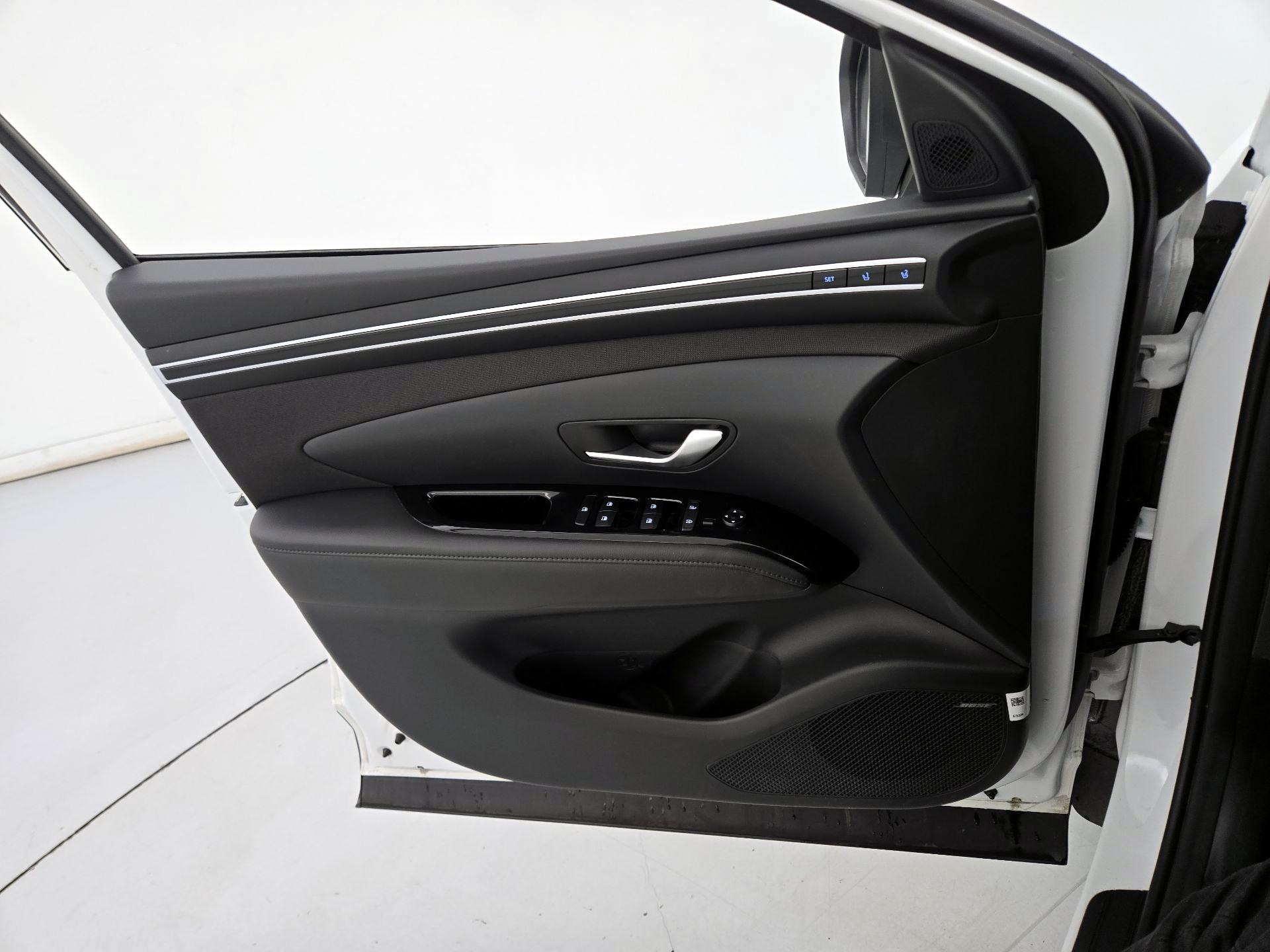 Thumbnail: 2022 Hyundai Tucson - 12